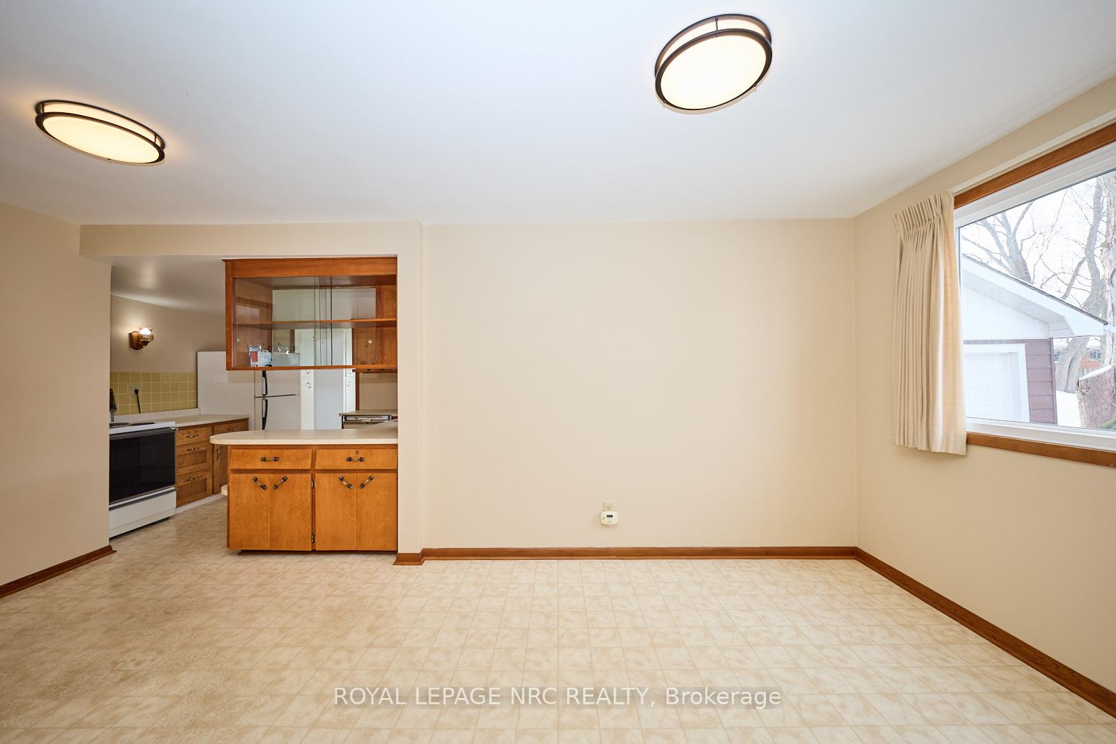 Photo 15 of 21 Melrose Avenue, Thorold, Port Robinson — HOMEH