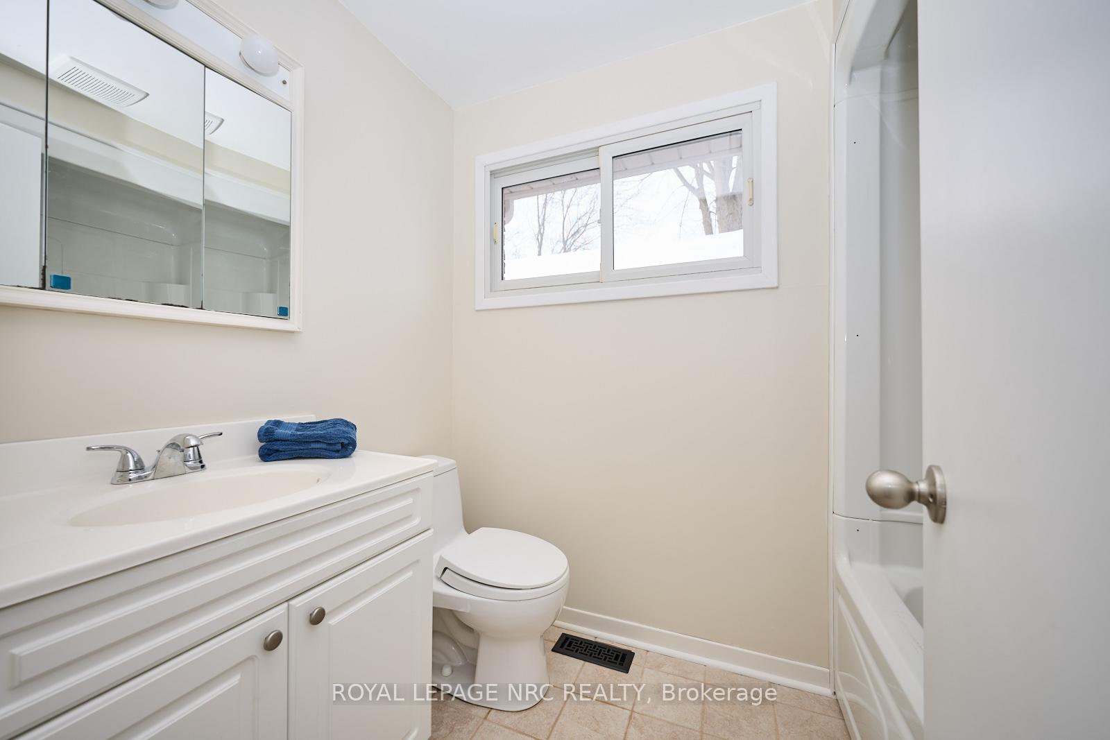Photo 20 of 21 Melrose Avenue, Thorold, Port Robinson — HOMEH