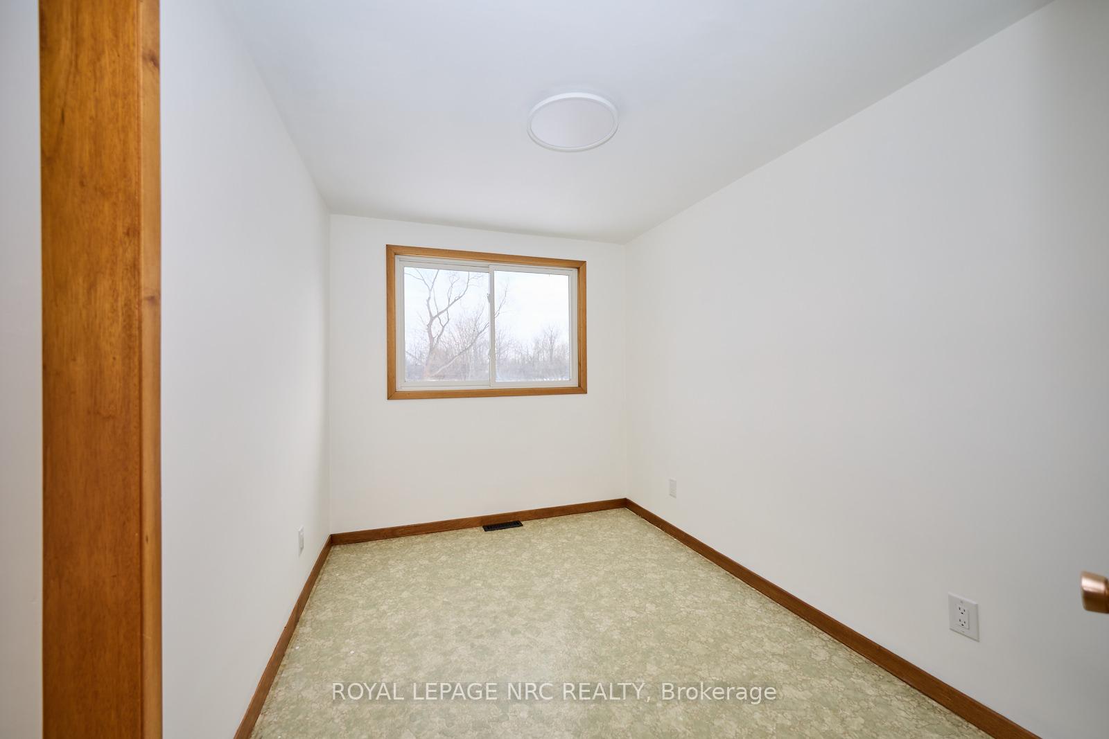 Photo 24 of 21 Melrose Avenue, Thorold, Port Robinson — HOMEH
