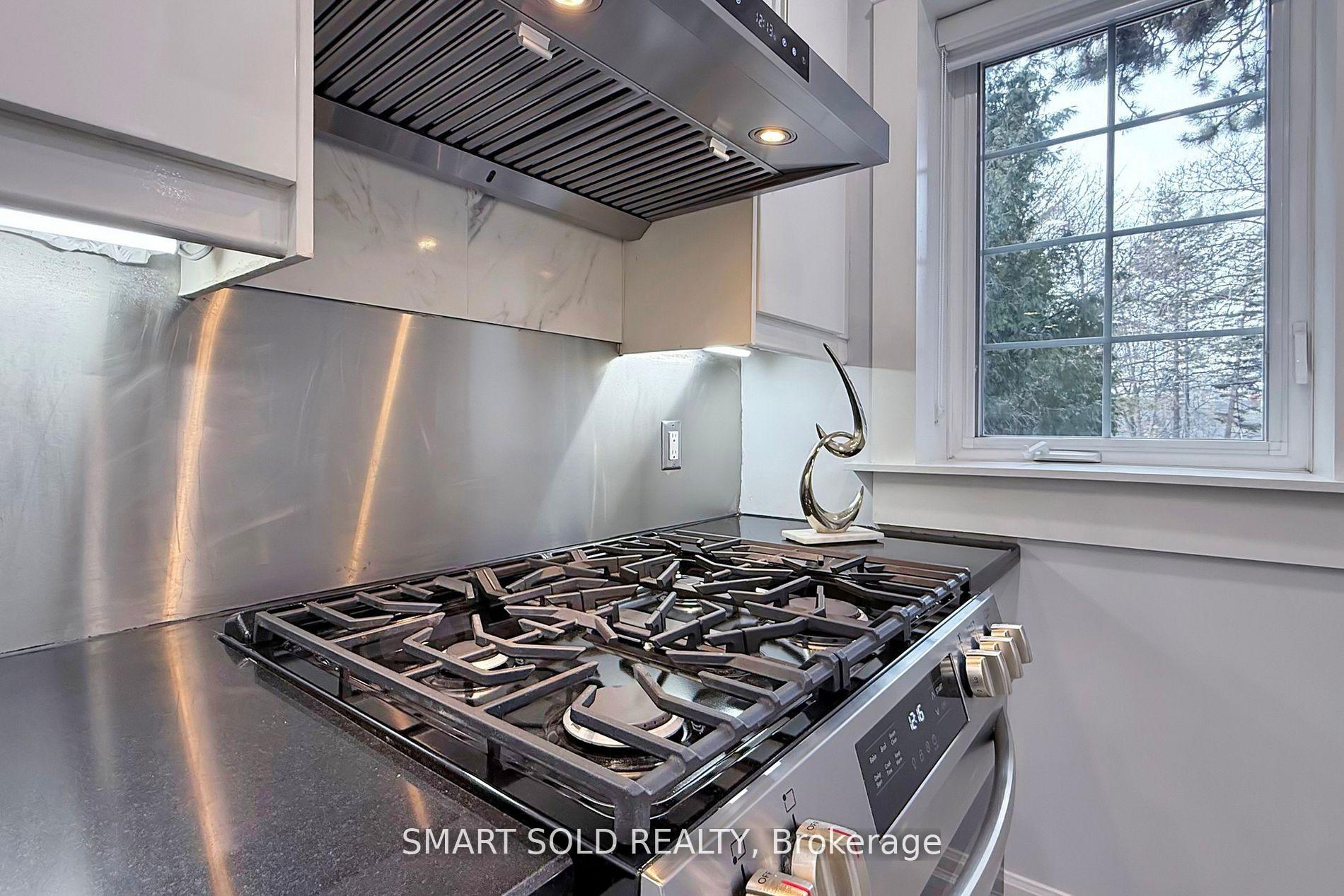 Photo 17 of 328 Warren Road, Toronto, Forest Hill South — HOMEH