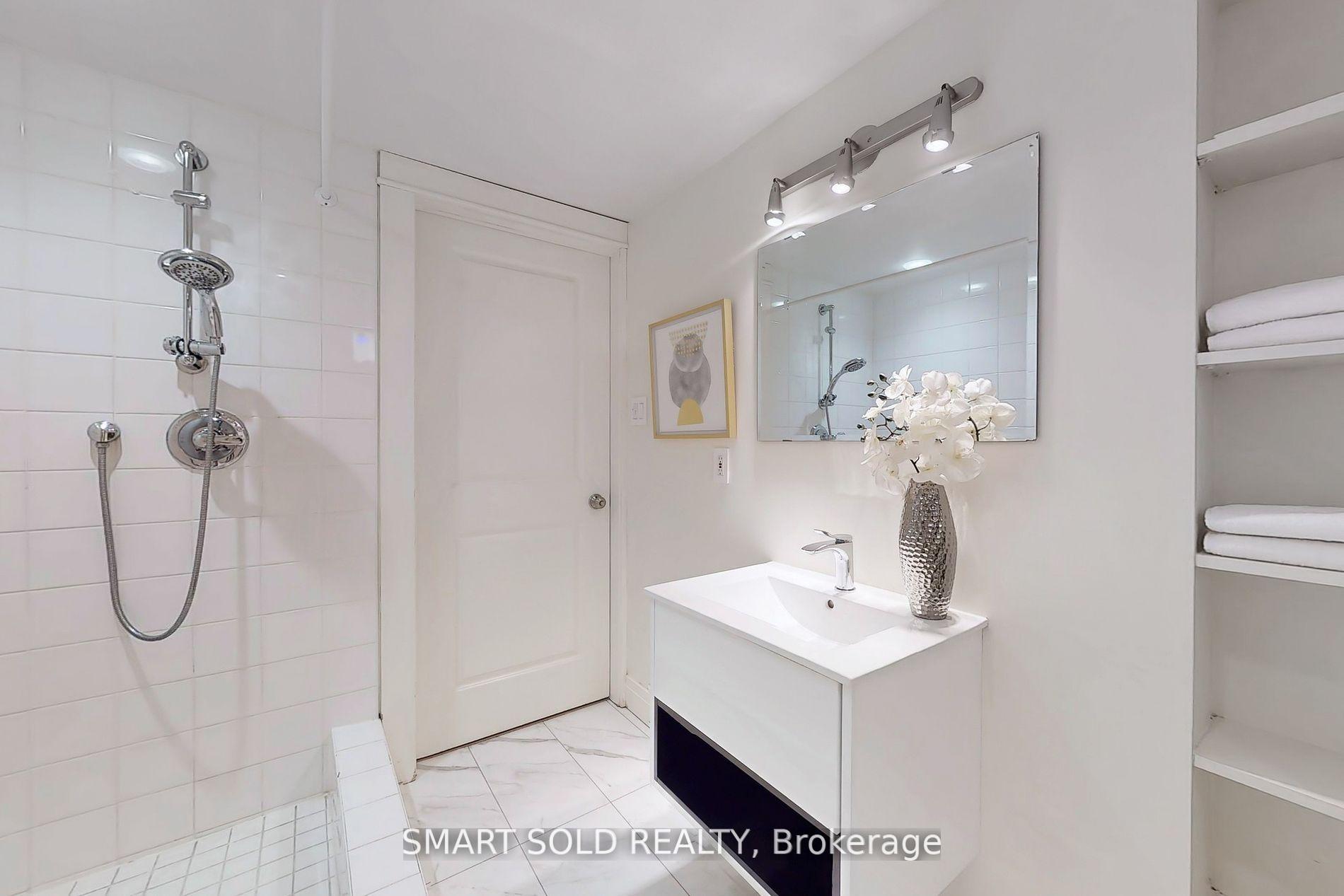 Photo 43 of 328 Warren Road, Toronto, Forest Hill South — HOMEH