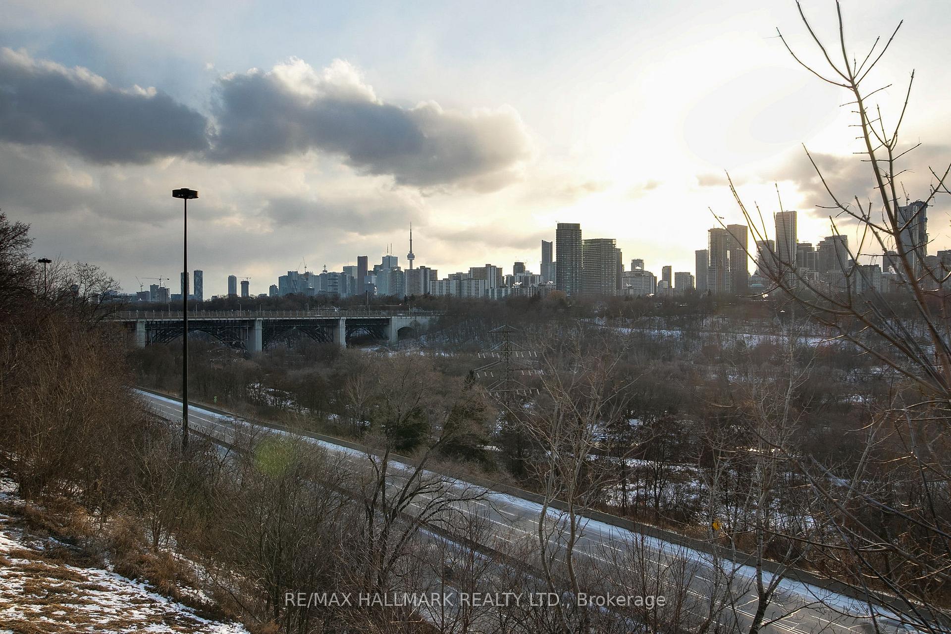 Photo 29 of 38 Eastmount Avenue, Toronto, Playter Estates-Danforth — HOMEH