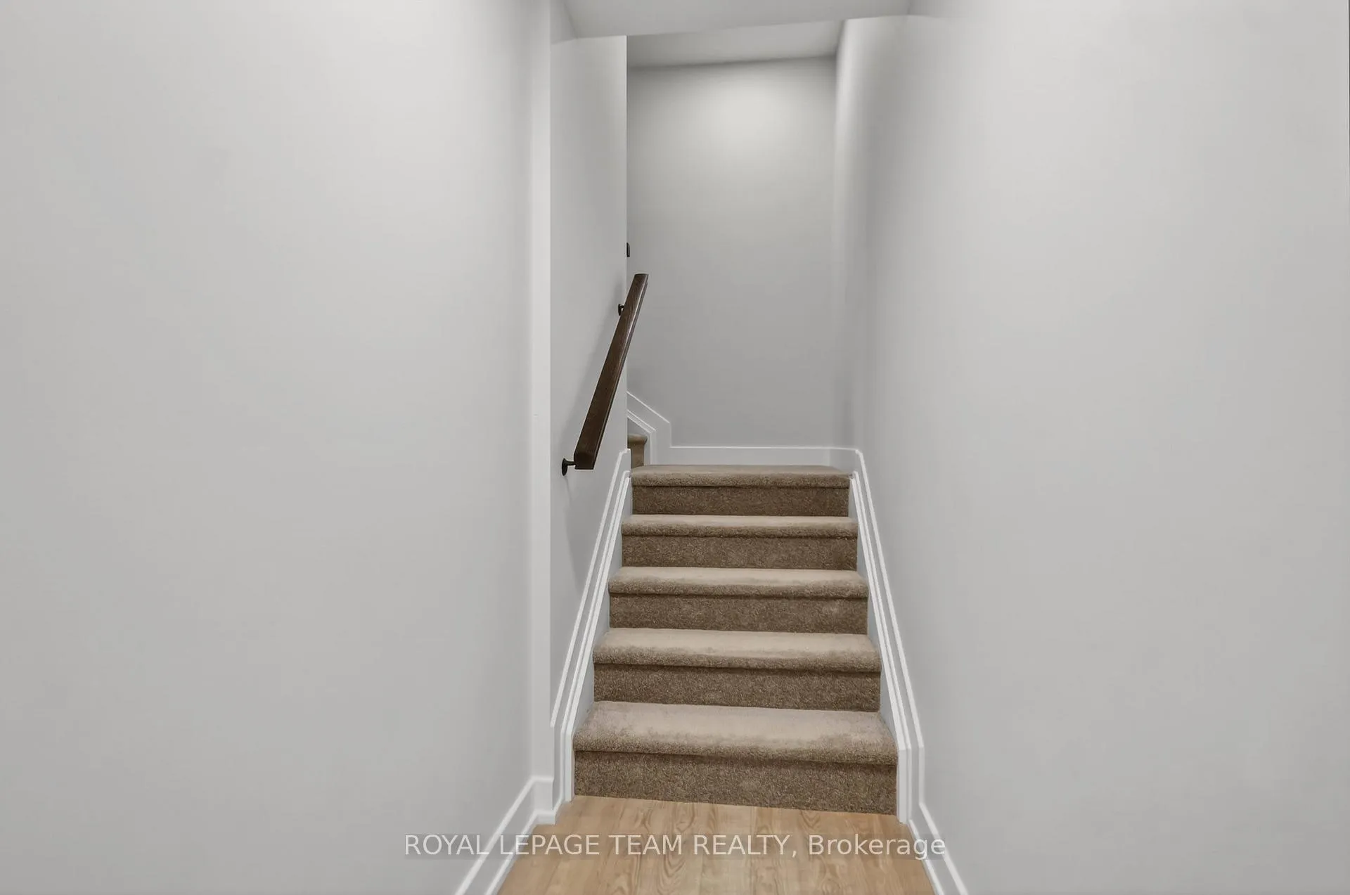 Photo 2 of Unit 18, 301 Glenroy Gilbert Drive N, Ottawa, Barrhaven - Strandherd — HOMEH
