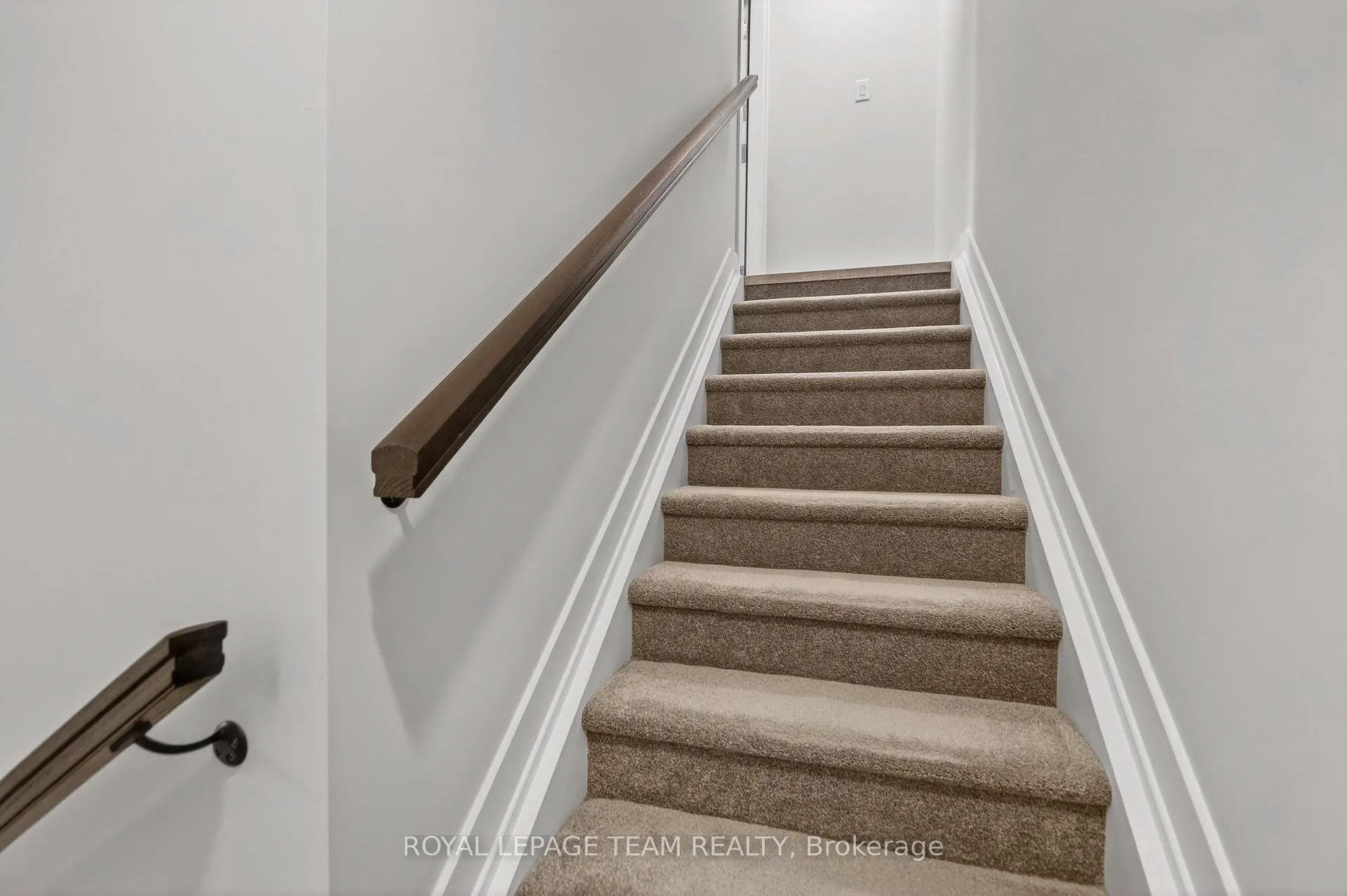 Photo 3 of Unit 18, 301 Glenroy Gilbert Drive N, Ottawa, Barrhaven - Strandherd — HOMEH