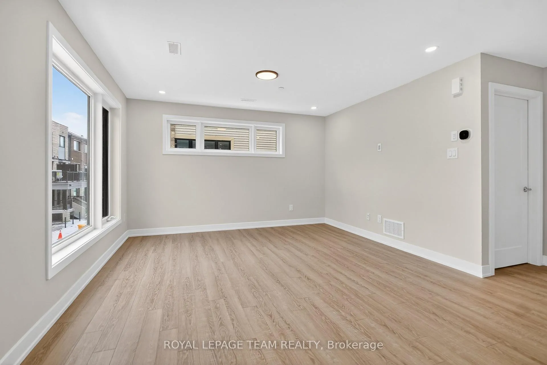 Photo 6 of Unit 18, 301 Glenroy Gilbert Drive N, Ottawa, Barrhaven - Strandherd — HOMEH