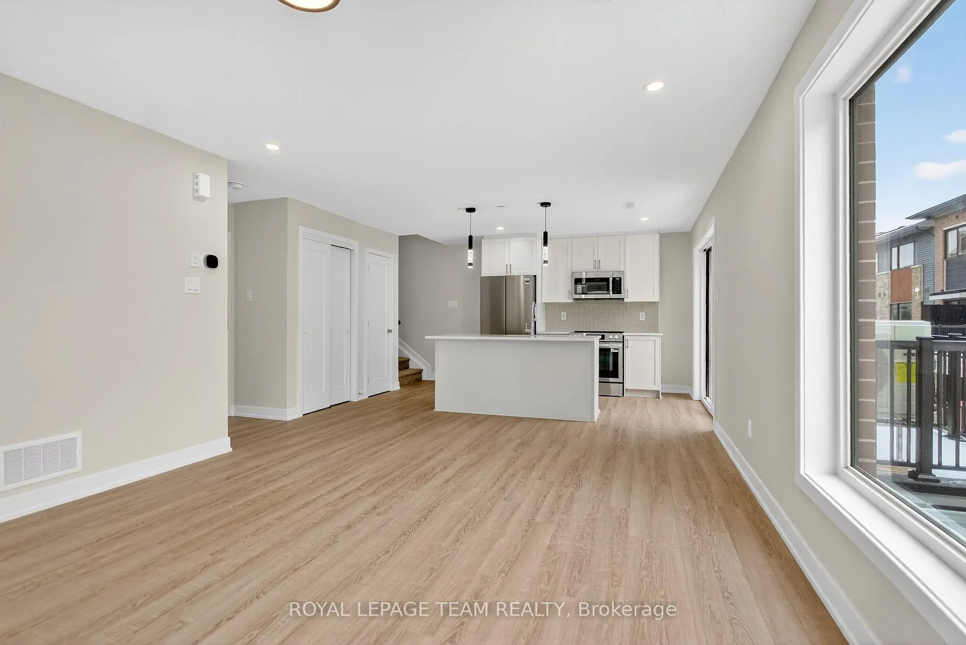 Photo 11 of Unit 18, 301 Glenroy Gilbert Drive N, Ottawa, Barrhaven - Strandherd — HOMEH