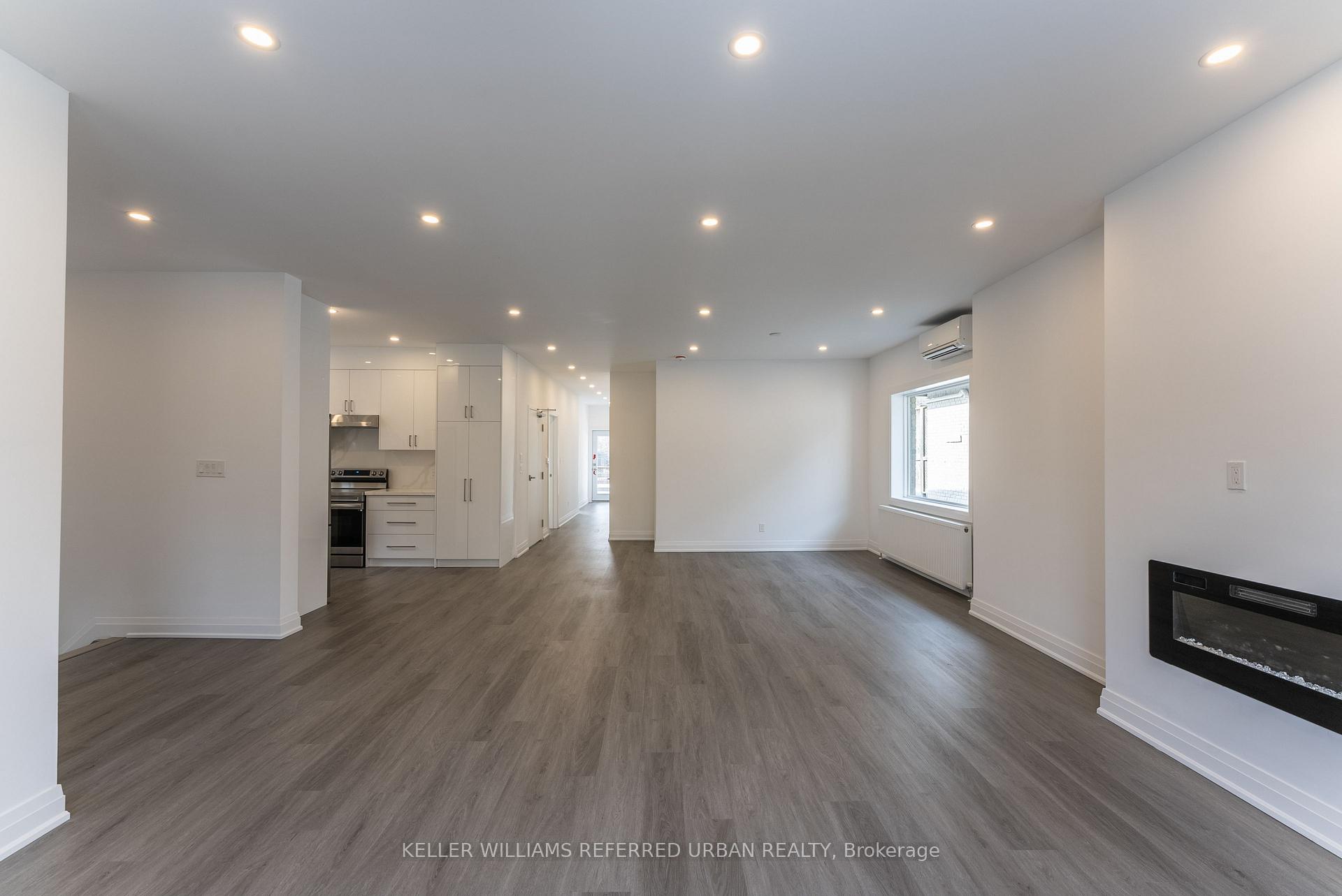 Photo 3 of Unit 2nd, 8 Glen Edyth Drive, Toronto, Casa Loma — HOMEH