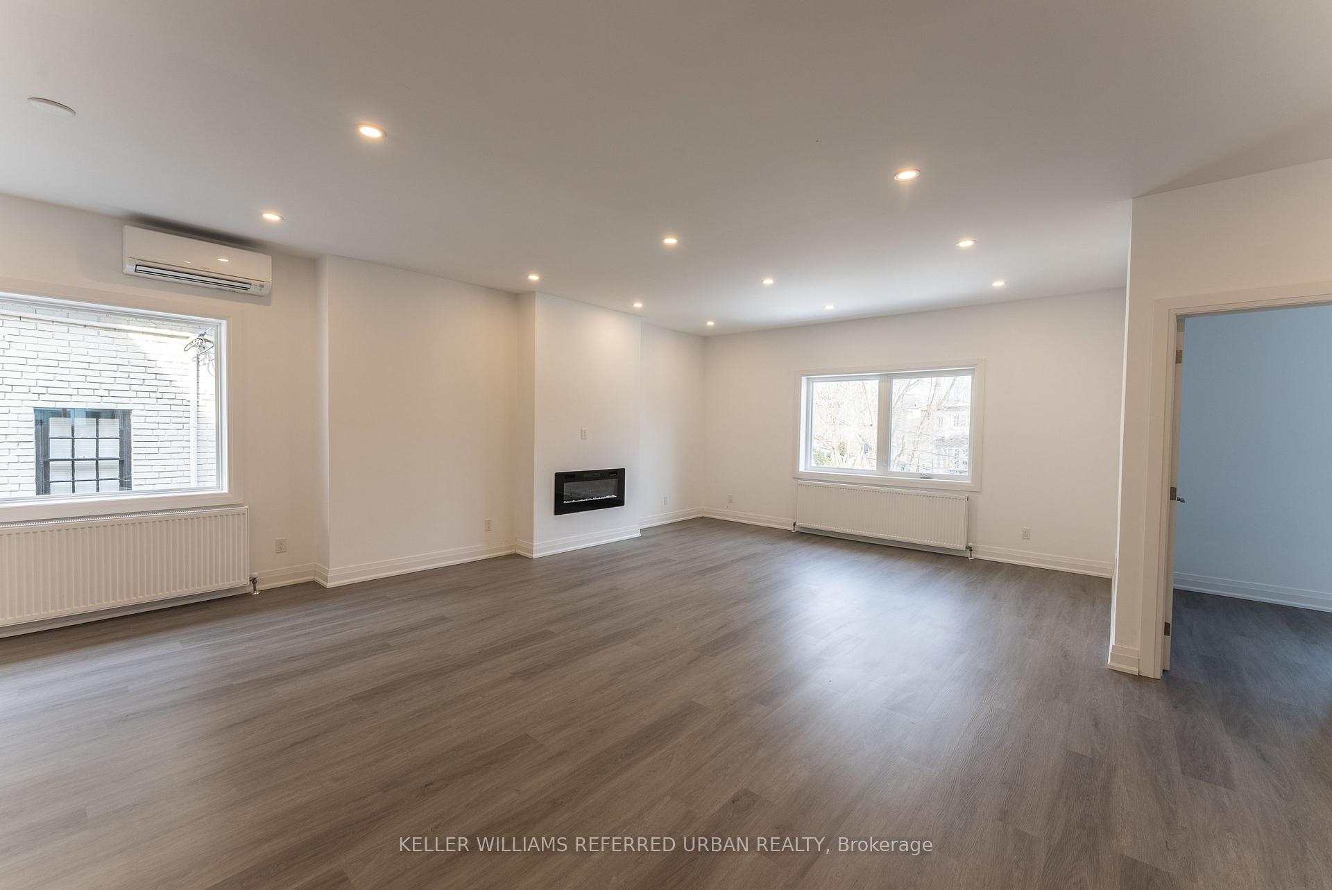 Photo 4 of Unit 2nd, 8 Glen Edyth Drive, Toronto, Casa Loma — HOMEH