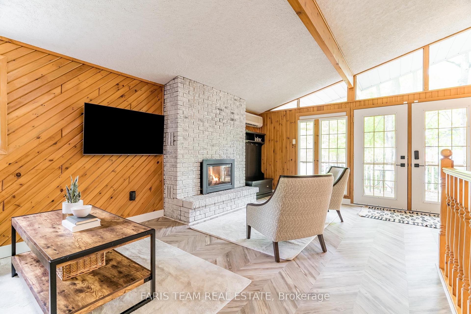 Photo 9 of 105 Silver Birch Drive, Tiny, Rural Tiny — HOMEH