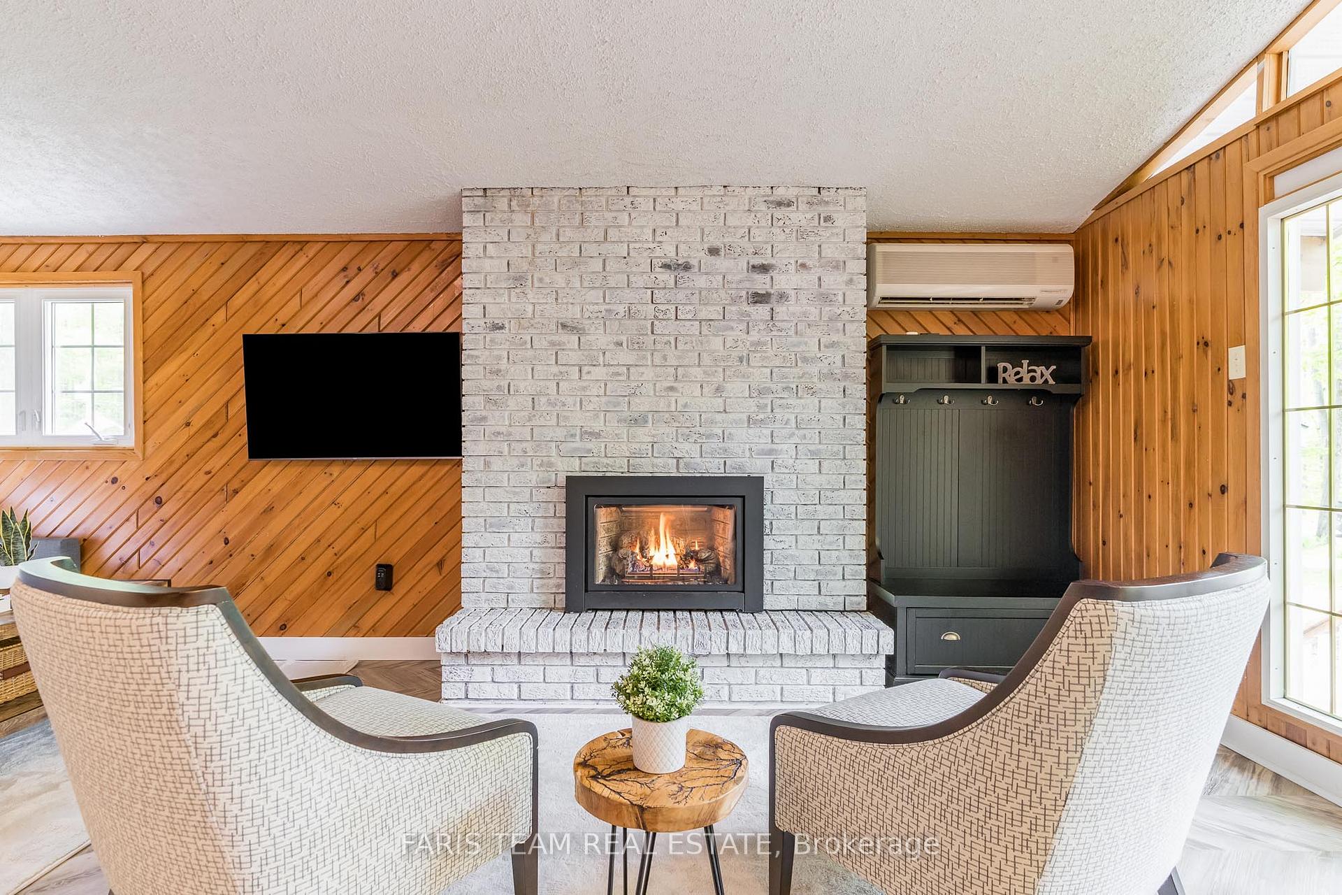 Photo 10 of 105 Silver Birch Drive, Tiny, Rural Tiny — HOMEH