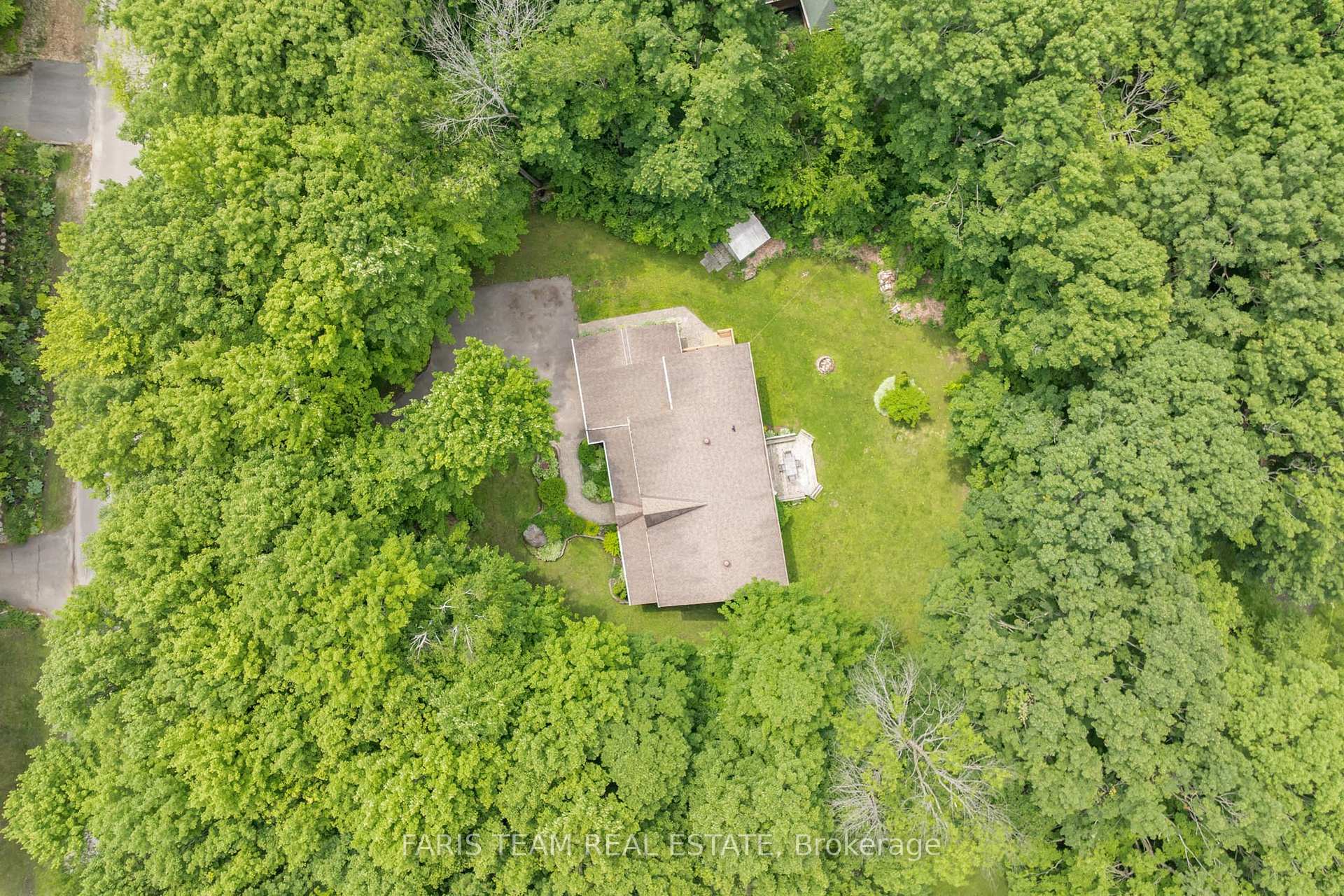 Photo 41 of 64 Goldfinch Crescent, Tiny, Rural Tiny — HOMEH
