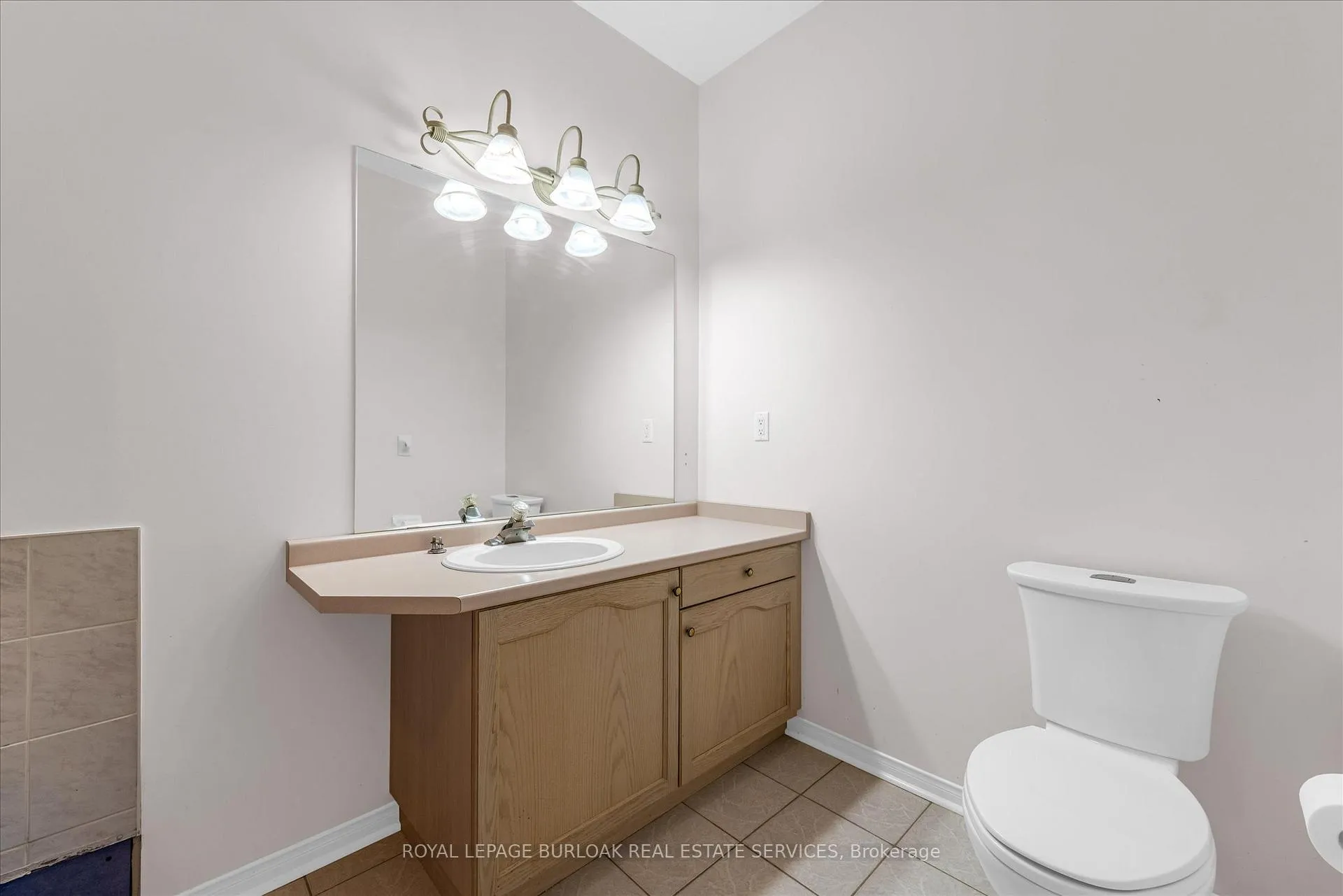 Photo 18 of Unit 1, 10 Davidson Boulevard, Hamilton, Dundas — HOMEH