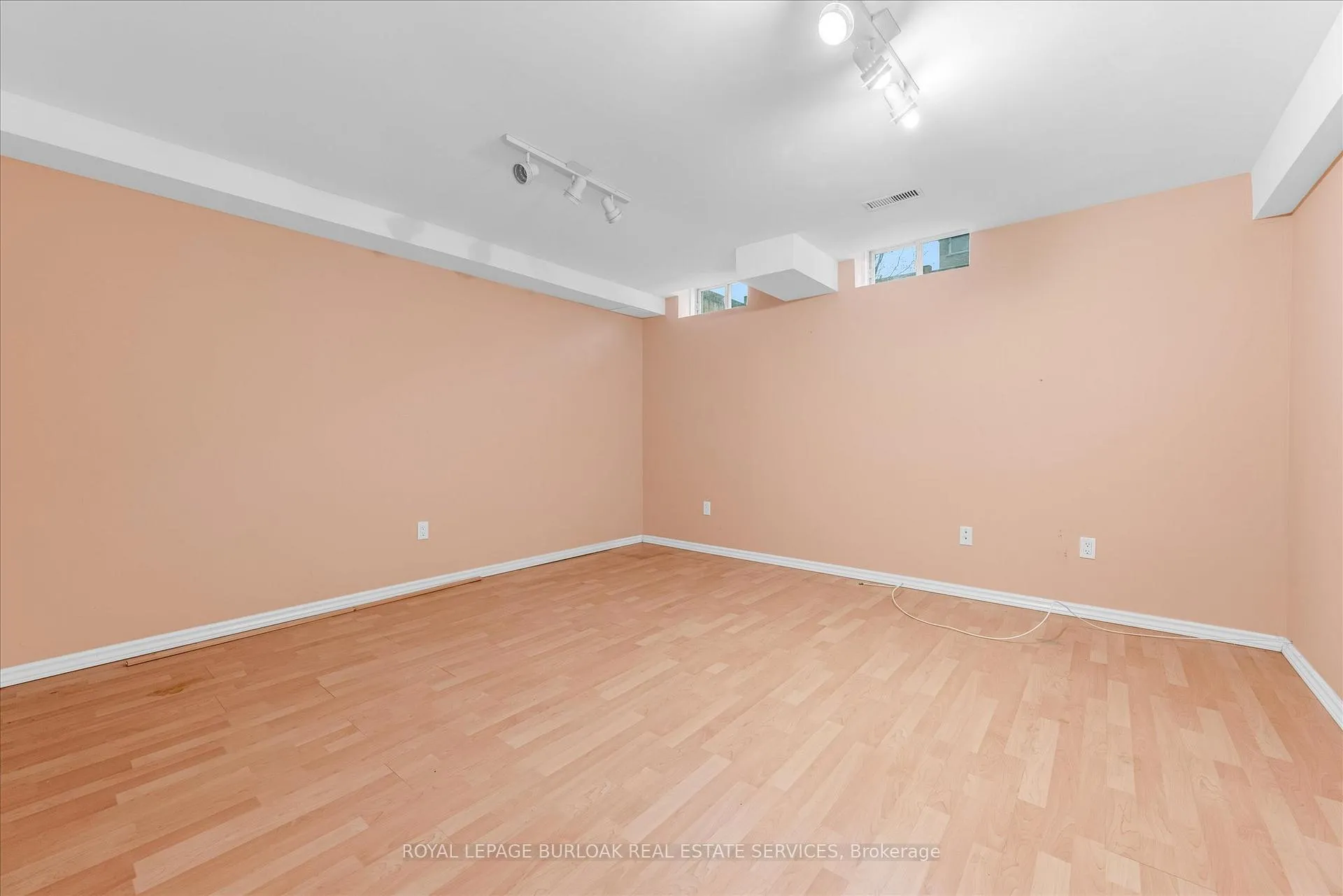 Photo 28 of Unit 1, 10 Davidson Boulevard, Hamilton, Dundas — HOMEH
