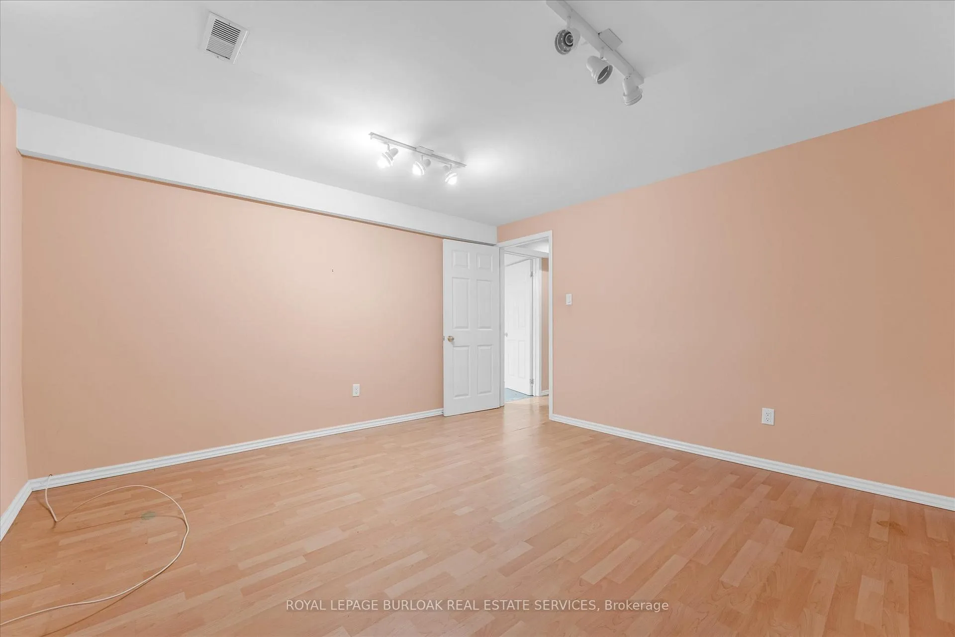 Photo 29 of Unit 1, 10 Davidson Boulevard, Hamilton, Dundas — HOMEH