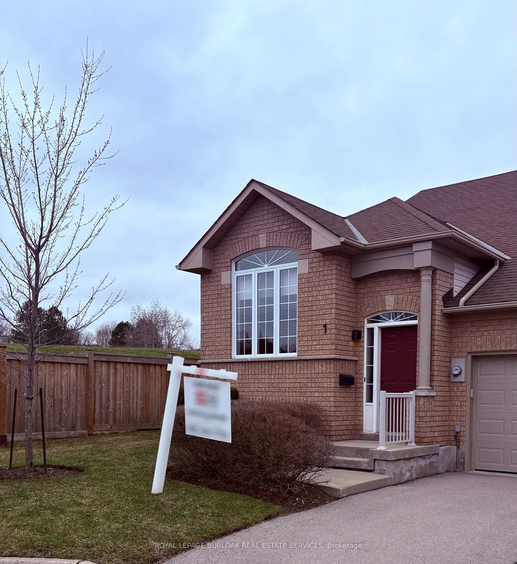 Photo 33 of Unit 1, 10 Davidson Boulevard, Hamilton, Dundas — HOMEH