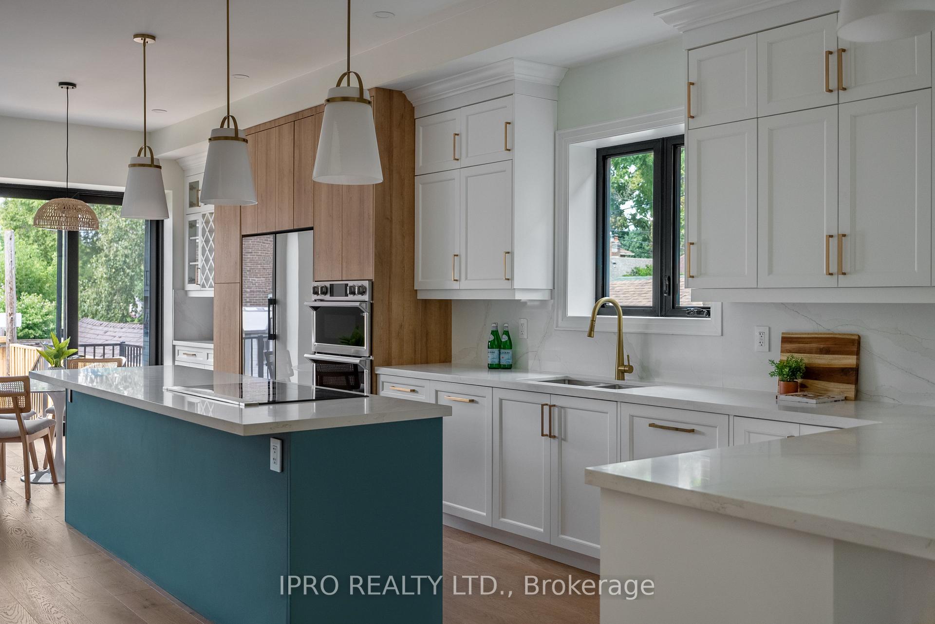 Photo 5 of 246 O'connor Drive, Toronto, East York — HOMEH