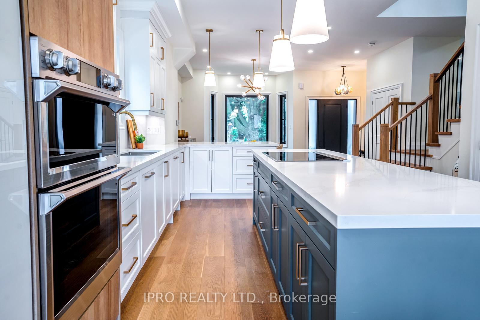 Photo 7 of 246 O'connor Drive, Toronto, East York — HOMEH