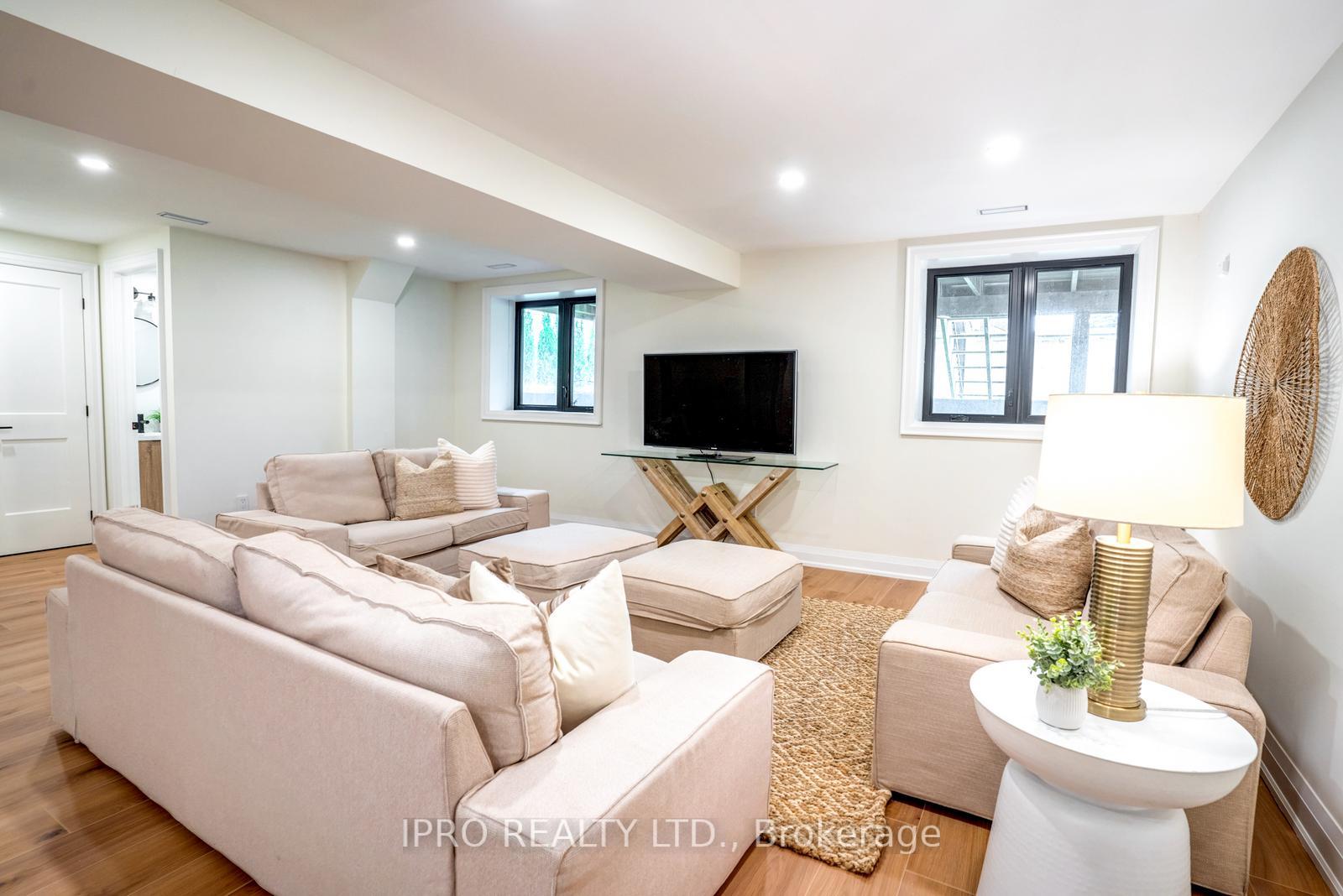 Photo 28 of 246 O'connor Drive, Toronto, East York — HOMEH