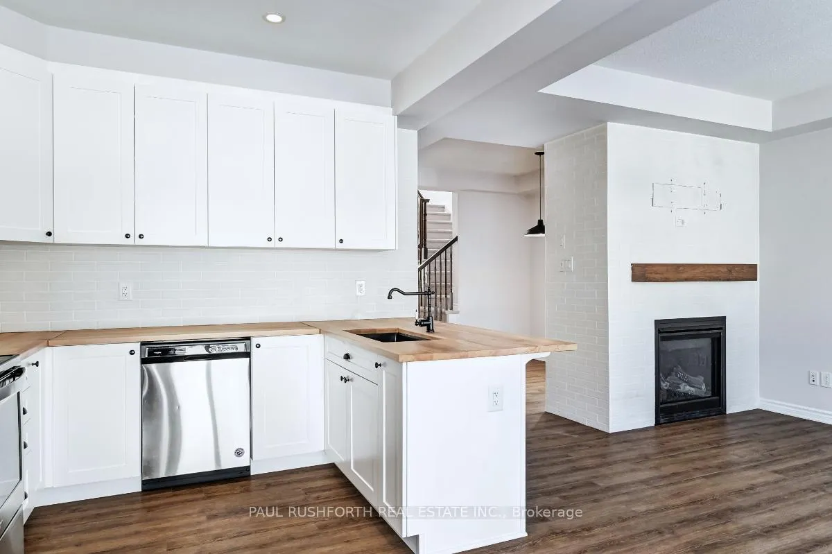 Photo 10 of 123 Pictou Crescent, Ottawa, Kanata - Emerald Meadows/Trailwest — HOMEH