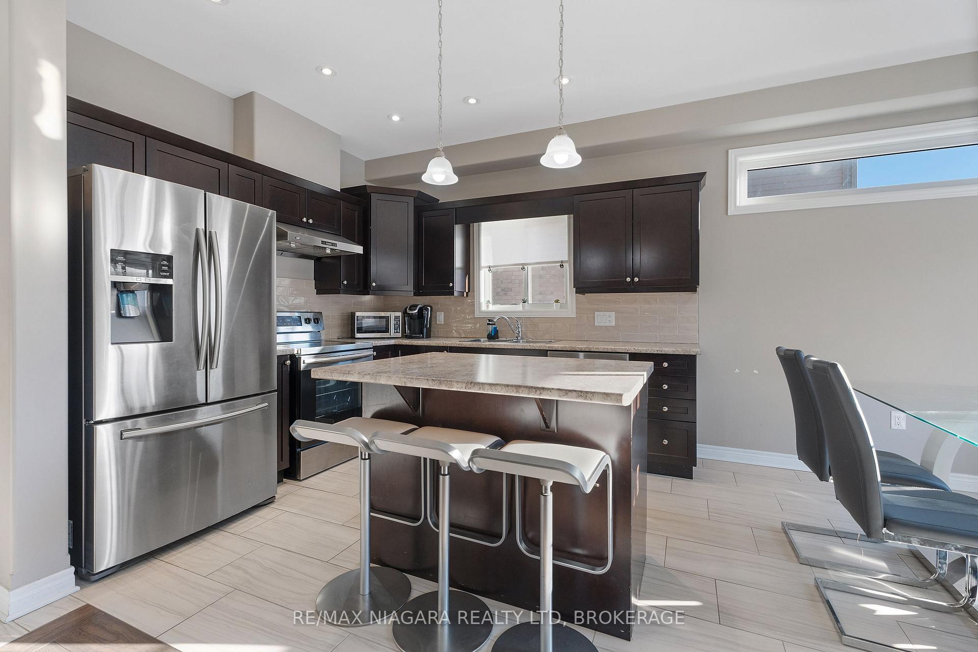 Photo 8 of 44 Success Way, Thorold, Rolling Meadows — HOMEH