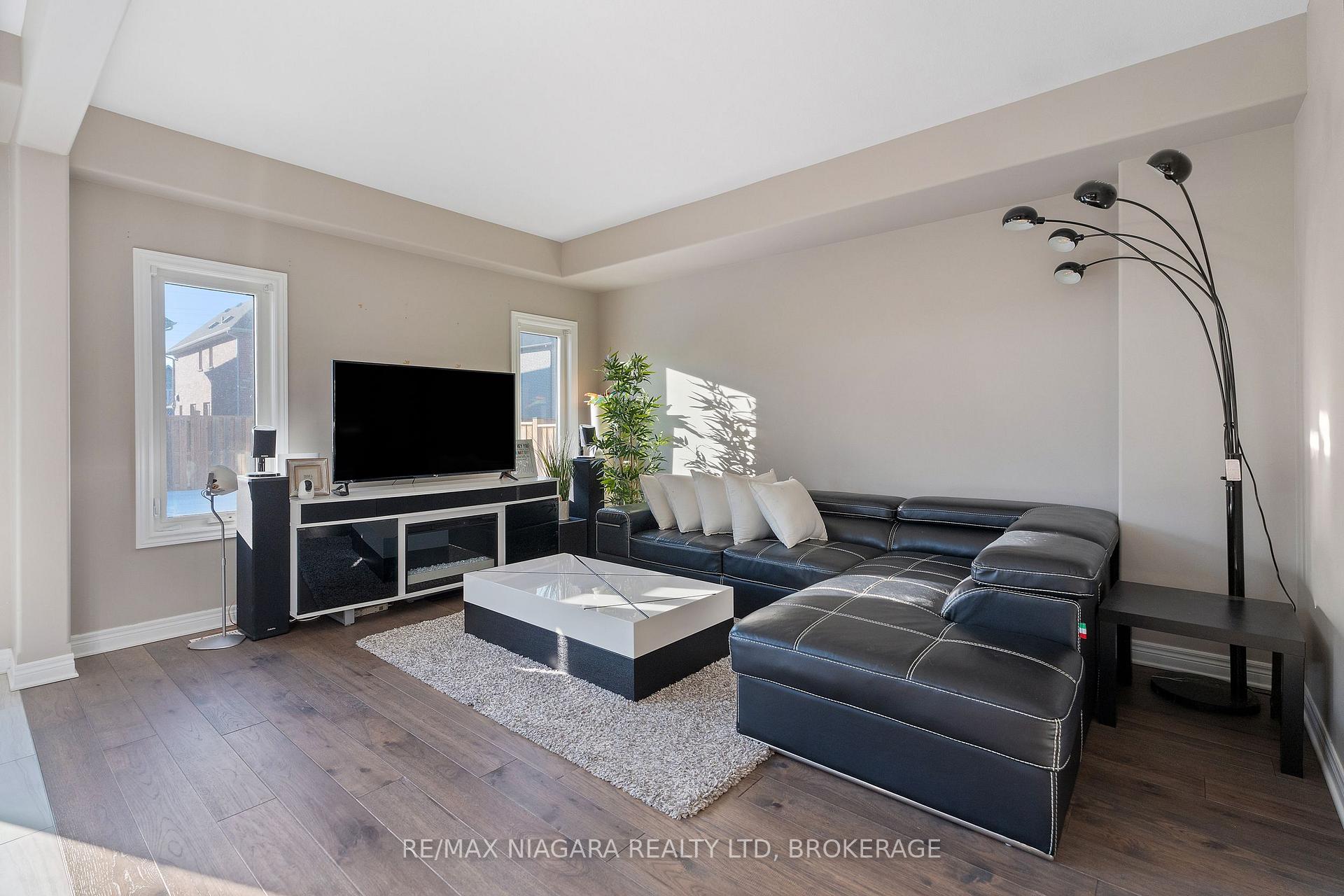 Photo 14 of 44 Success Way, Thorold, Rolling Meadows — HOMEH