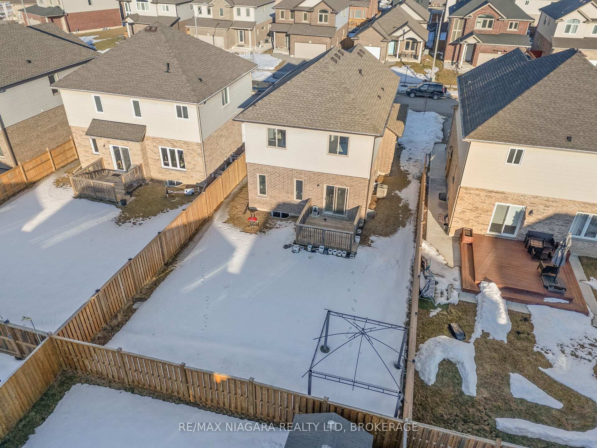Photo 33 of 44 Success Way, Thorold, Rolling Meadows — HOMEH