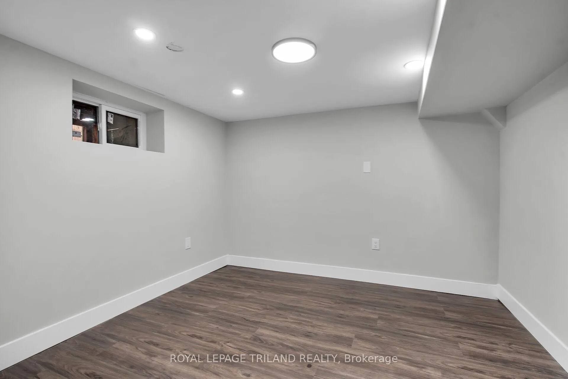 Photo 10 of Unit 3, 22 Mitchell Street, St. Thomas — HOMEH