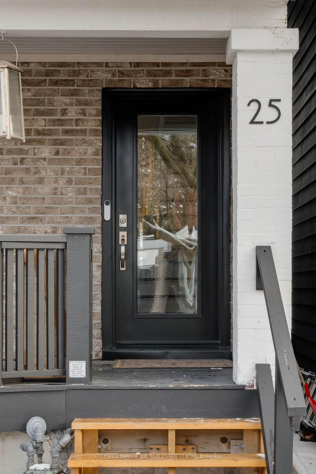 Photo 5 of 25 Wiley Avenue, Toronto, Danforth Village-East York — HOMEH