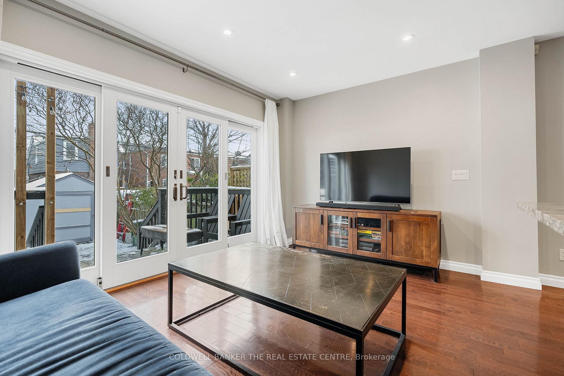 Photo 17 of 25 Wiley Avenue, Toronto, Danforth Village-East York — HOMEH