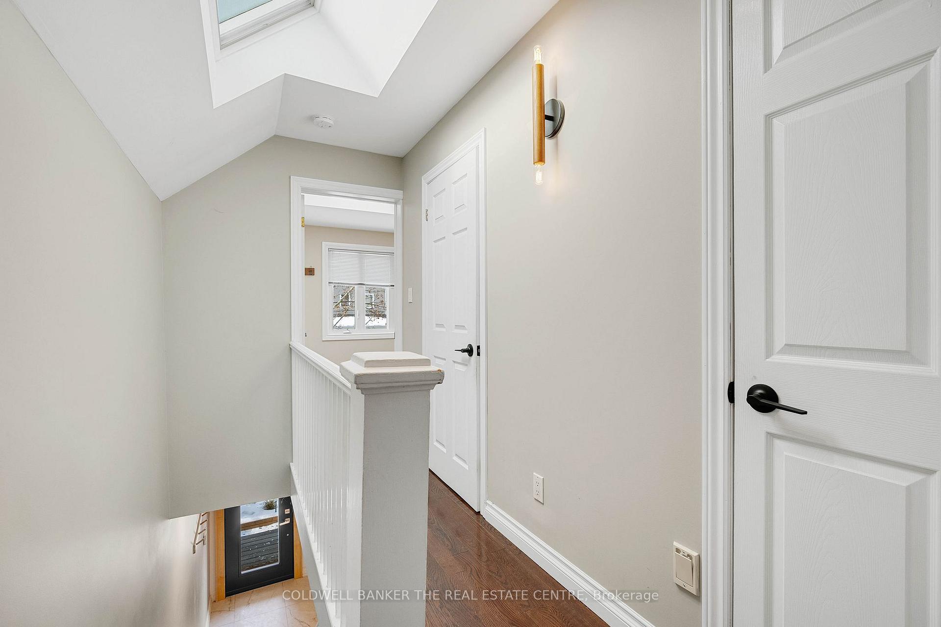 Photo 19 of 25 Wiley Avenue, Toronto, Danforth Village-East York — HOMEH