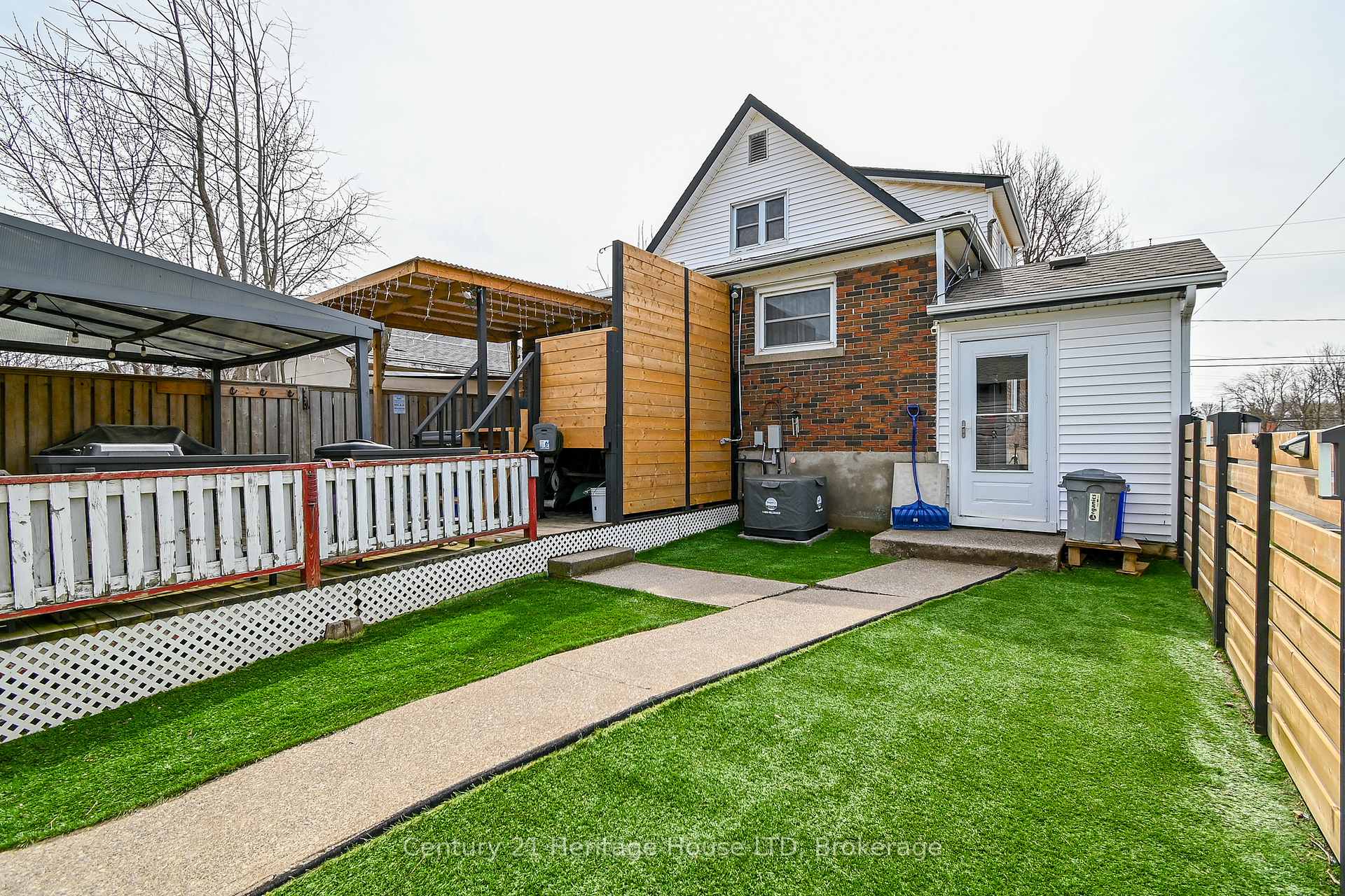 Photo 16 of 153 Clara Street, Thorold, Allanburg/Thorold South — HOMEH