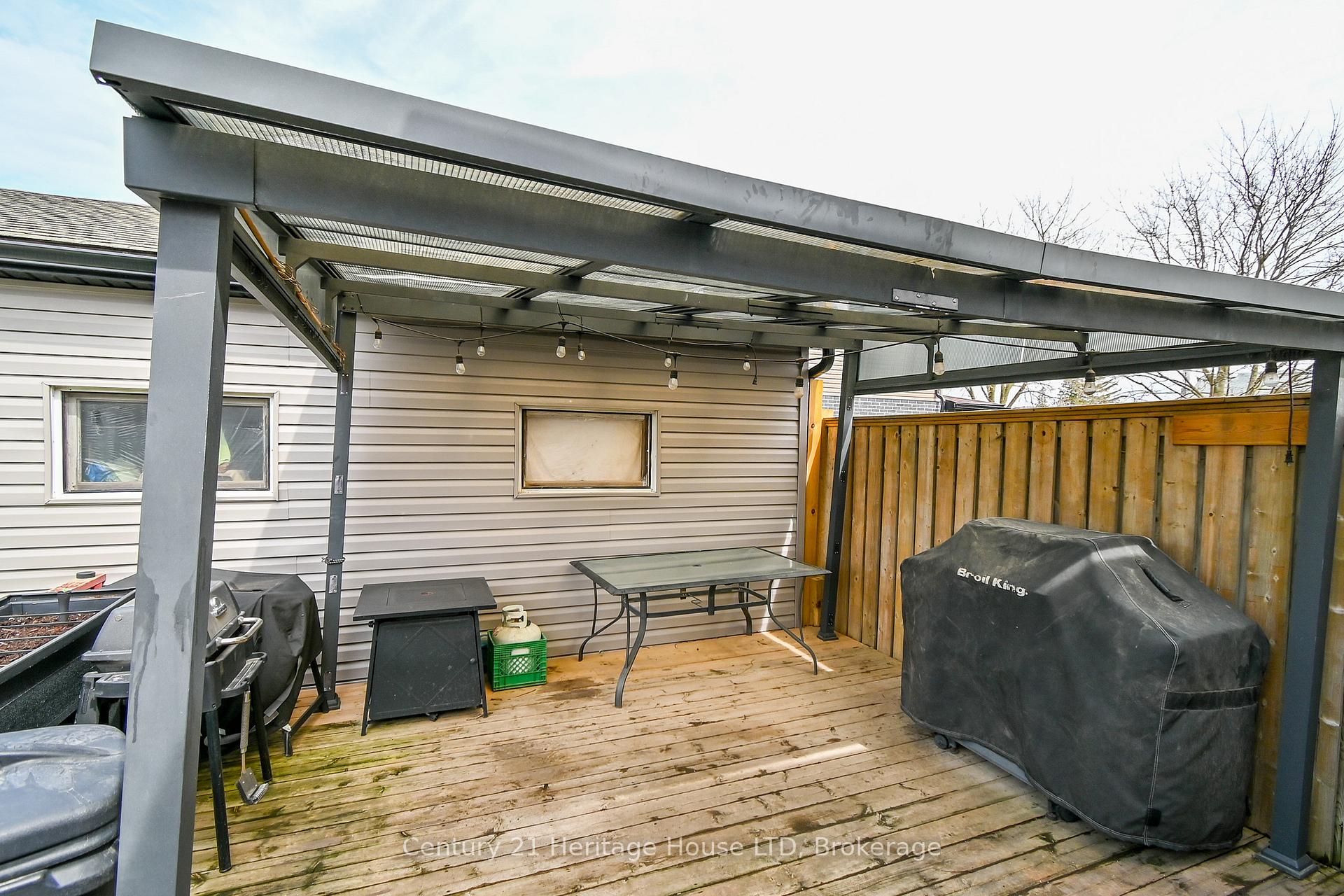 Photo 19 of 153 Clara Street, Thorold, Allanburg/Thorold South — HOMEH