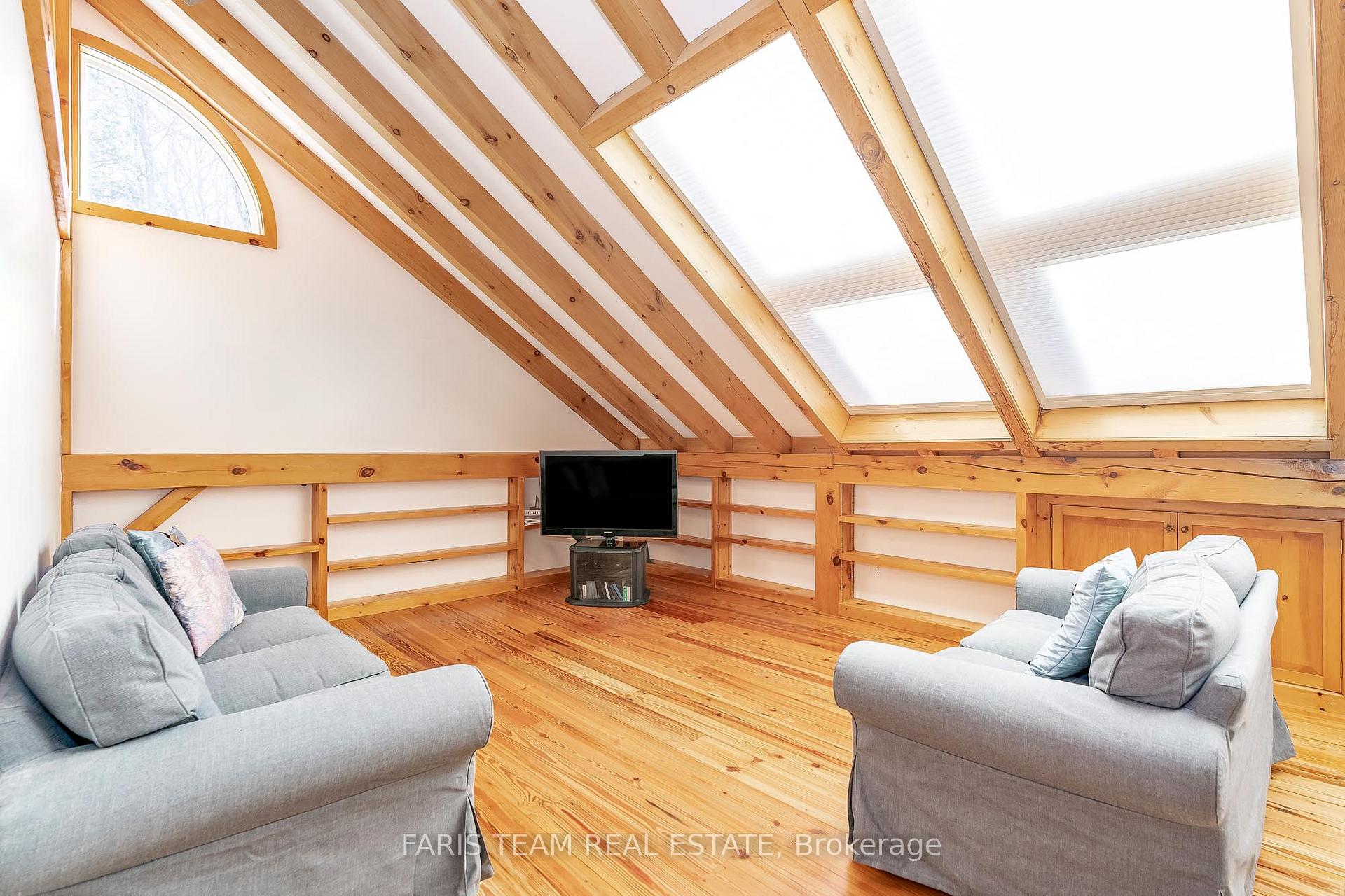 Photo 21 of 618 Silver Birch Drive, Tiny, Rural Tiny — HOMEH