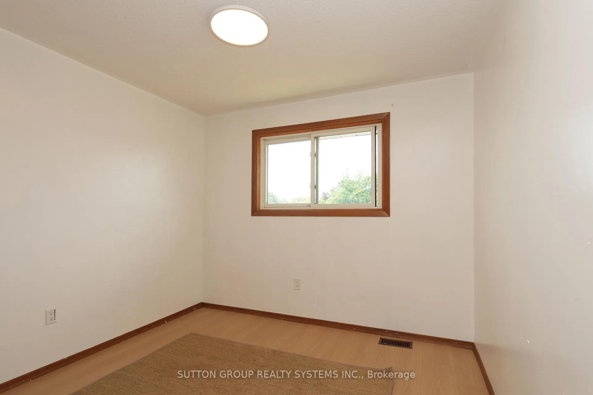 Photo 28 of 101 Henley Drive, Hamilton, Stoney Creek — HOMEH
