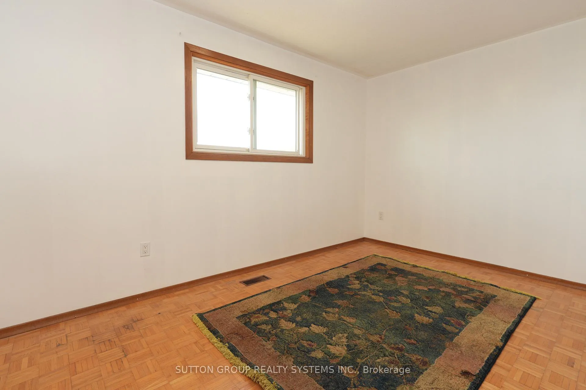 Photo 29 of 101 Henley Drive, Hamilton, Stoney Creek — HOMEH