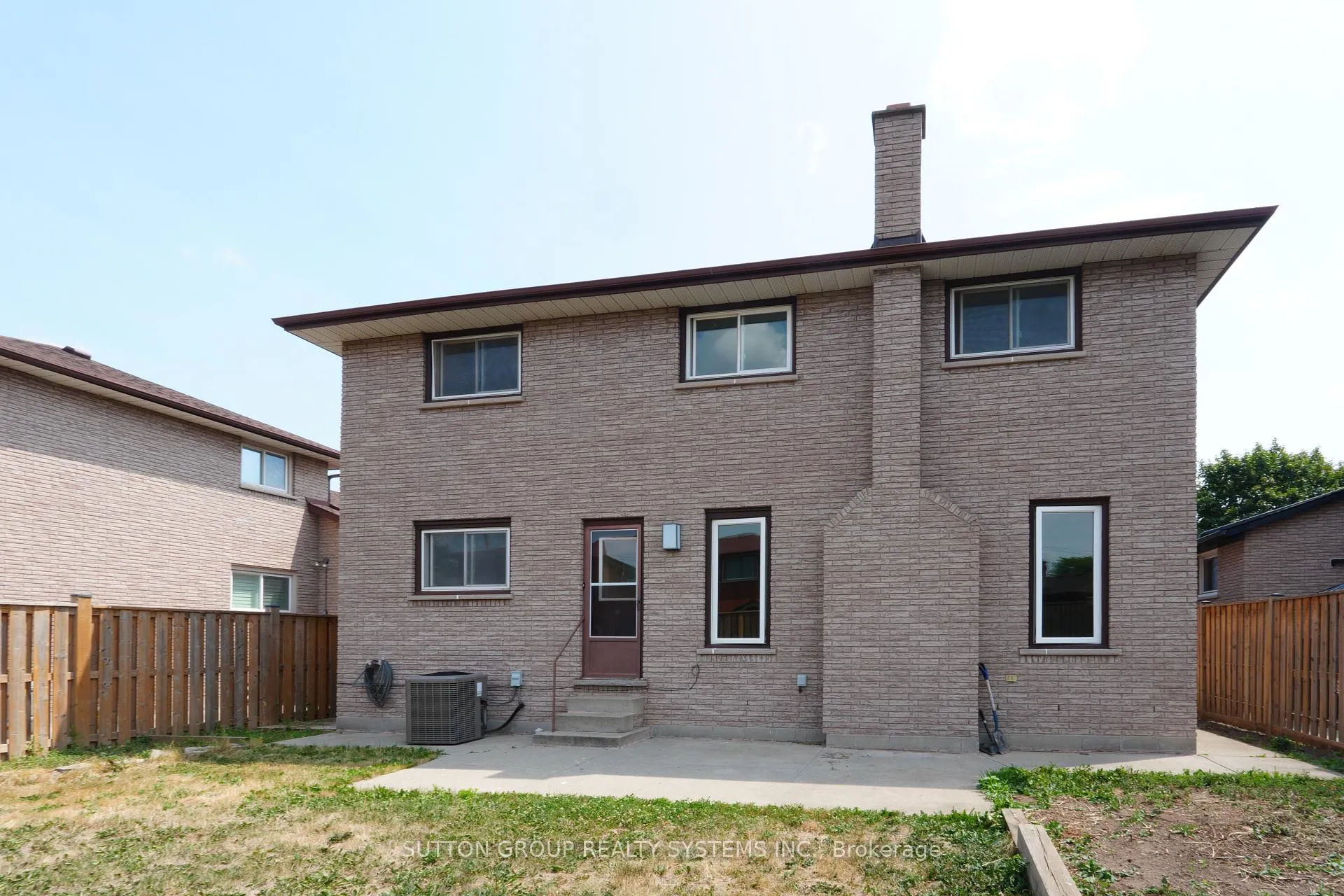 Photo 38 of 101 Henley Drive, Hamilton, Stoney Creek — HOMEH
