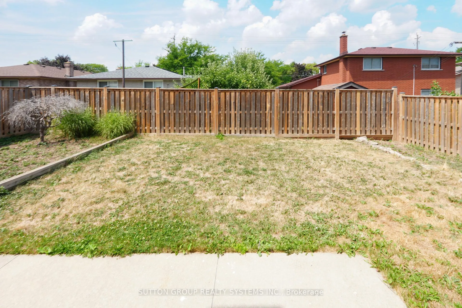 Photo 39 of 101 Henley Drive, Hamilton, Stoney Creek — HOMEH