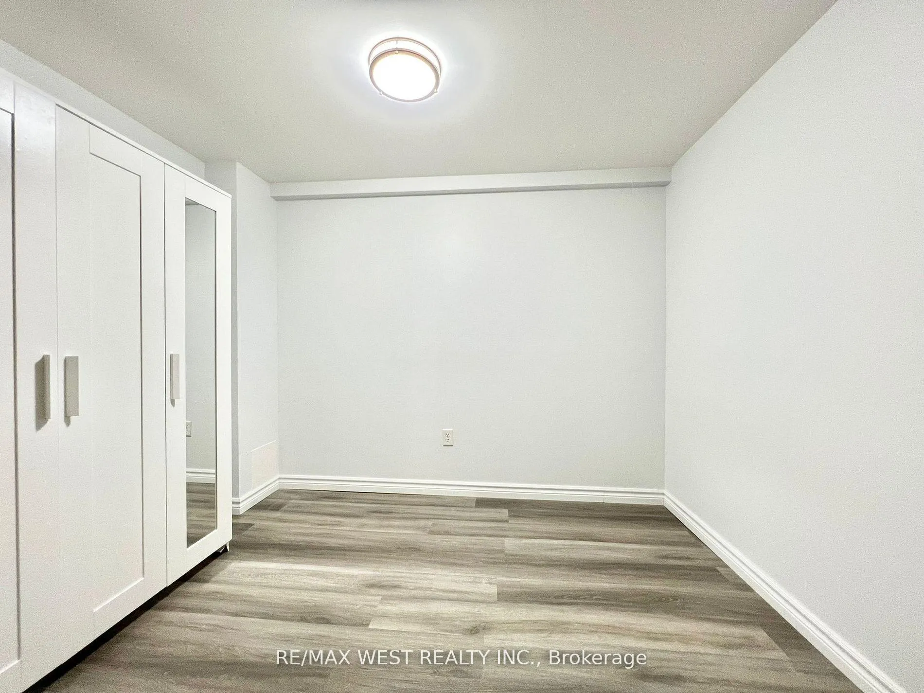 Photo 7 of Unit Bsmt, 53 Longueuil Place, Whitby, Pringle Creek — HOMEH