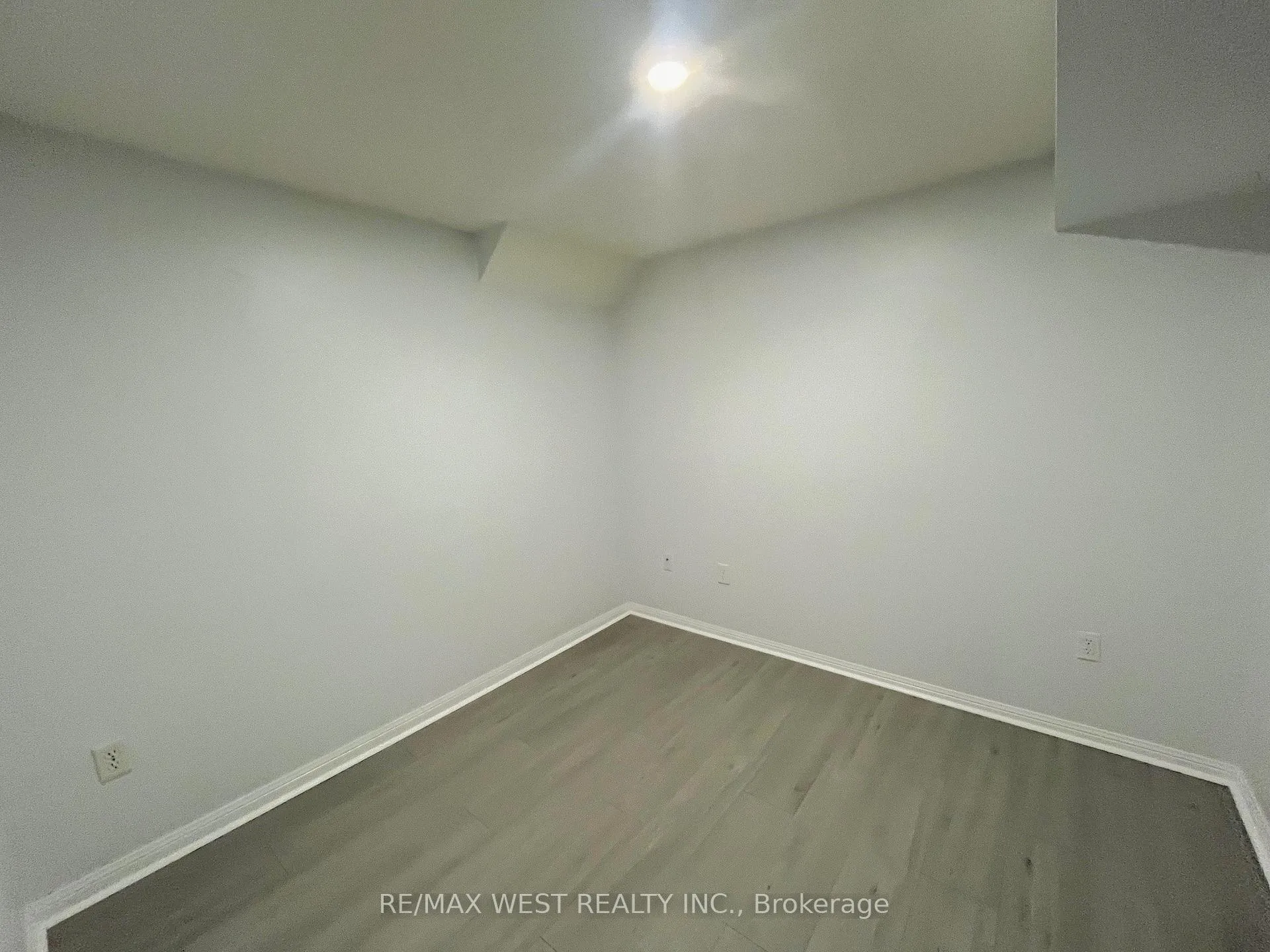 Photo 10 of Unit Bsmt, 53 Longueuil Place, Whitby, Pringle Creek — HOMEH