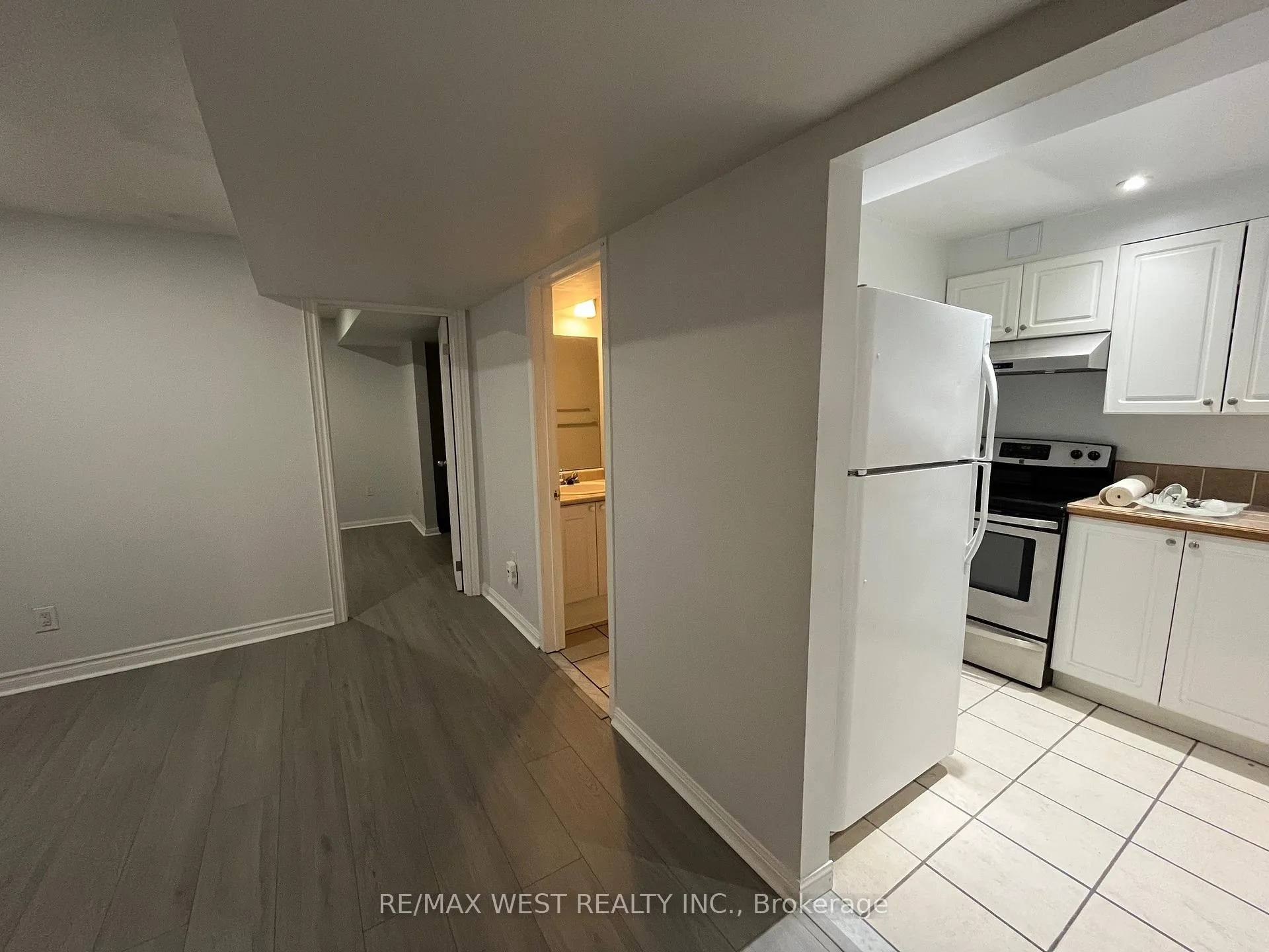 Photo 11 of Unit Bsmt, 53 Longueuil Place, Whitby, Pringle Creek — HOMEH