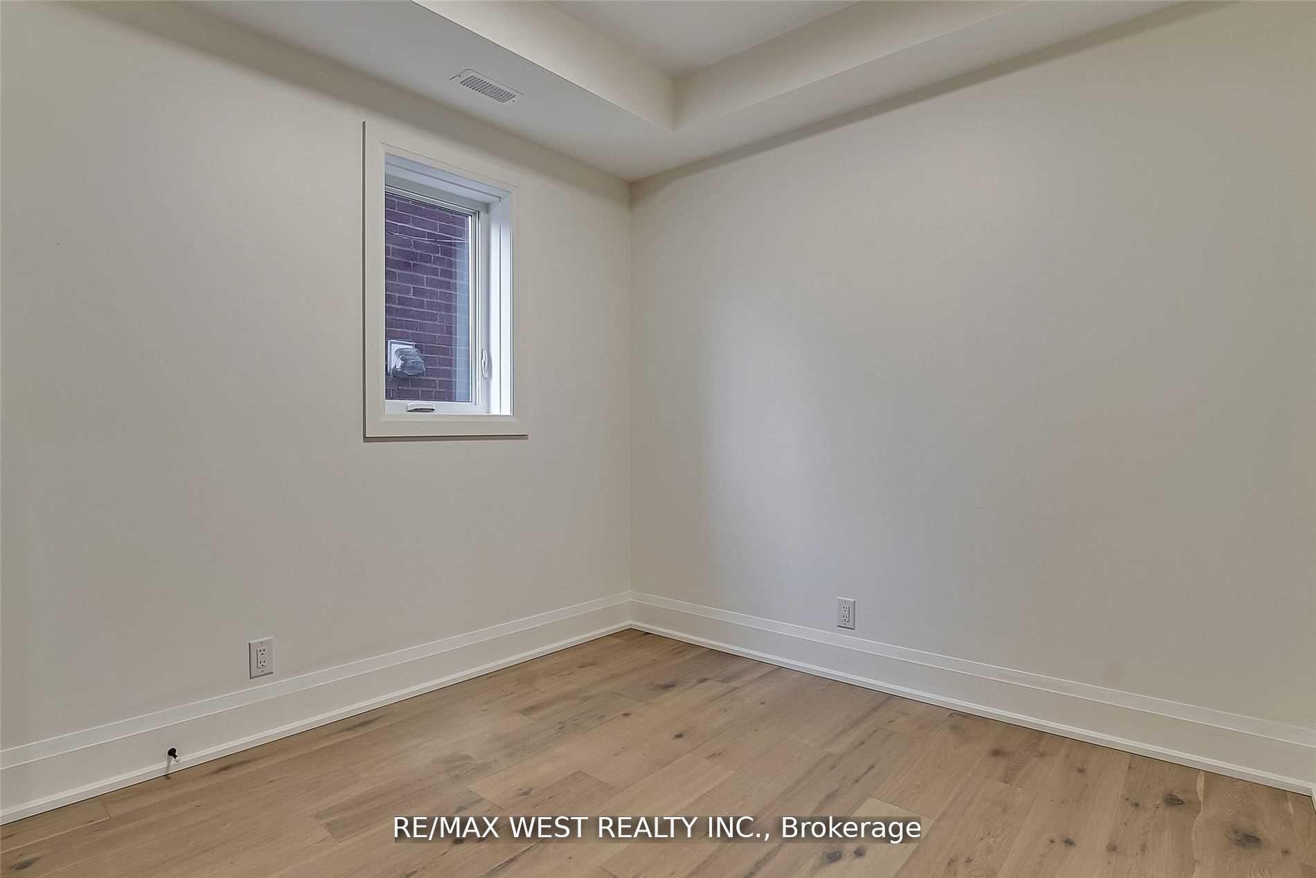 Photo 6 of Unit Main, 201 Cedric Avenue, Toronto, Oakwood Village — HOMEH
