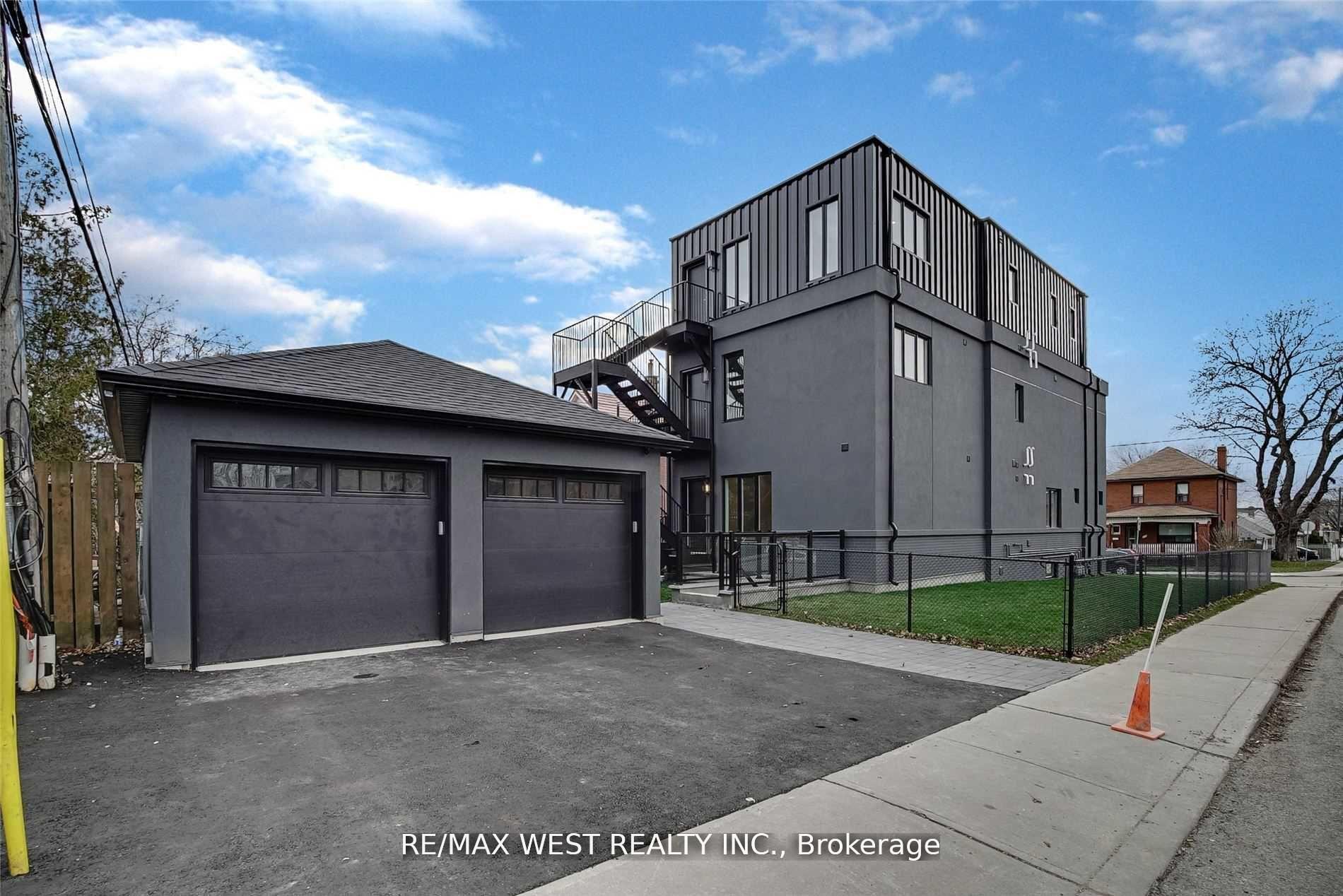 Photo 12 of Unit Main, 201 Cedric Avenue, Toronto, Oakwood Village — HOMEH