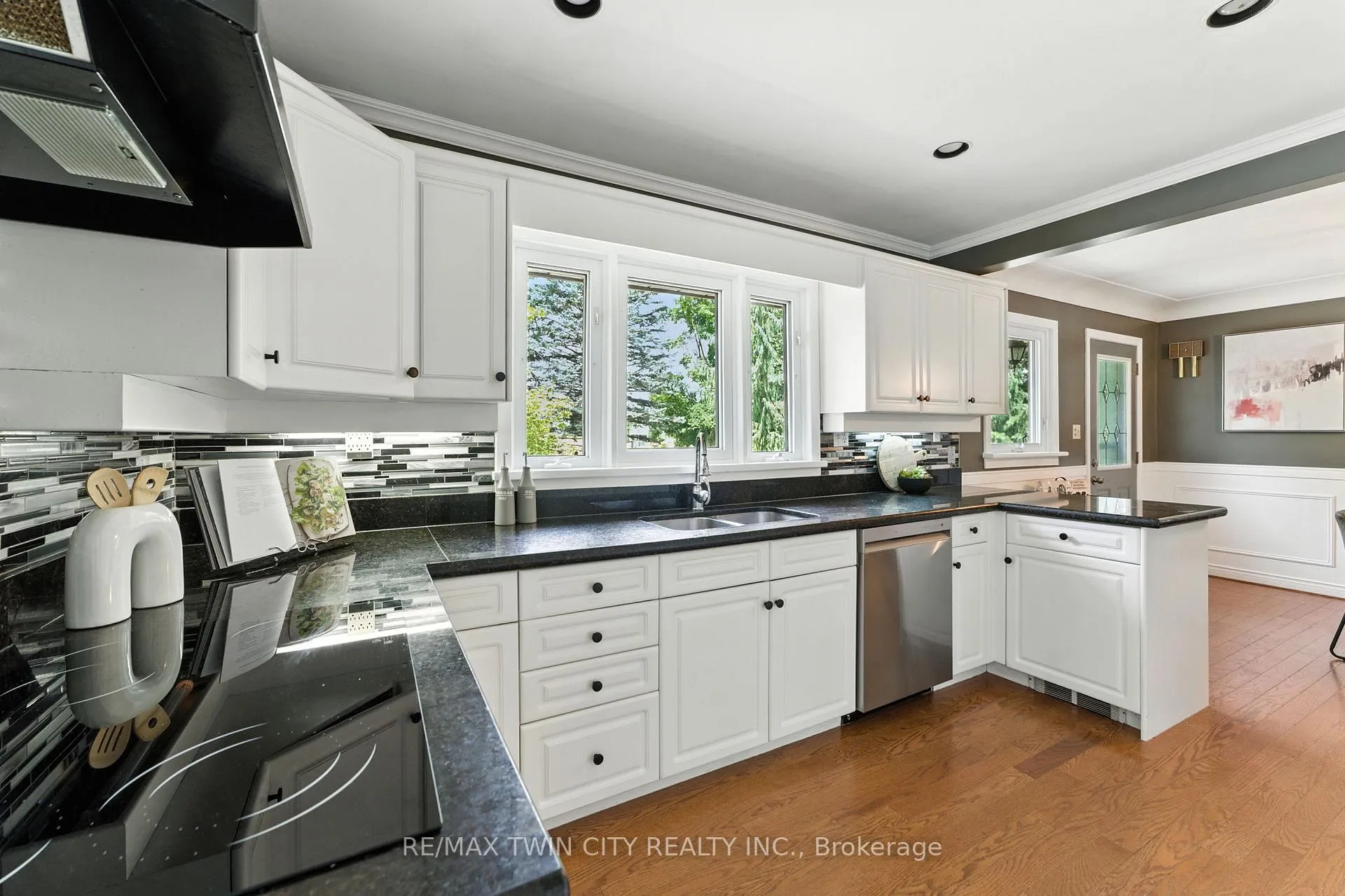 Photo 12 of 69 King Street, Brant, Burford — HOMEH