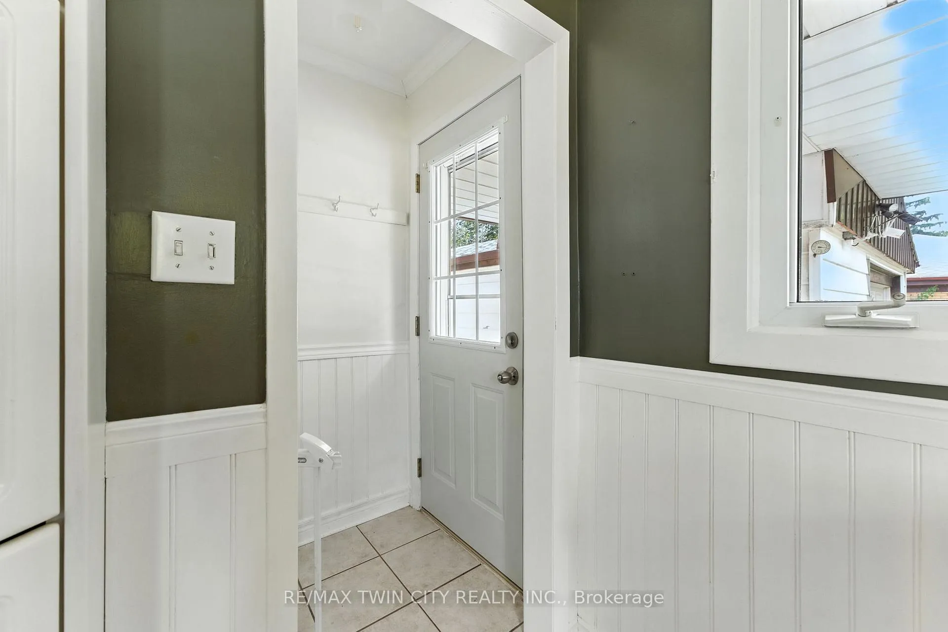 Photo 22 of 69 King Street, Brant, Burford — HOMEH