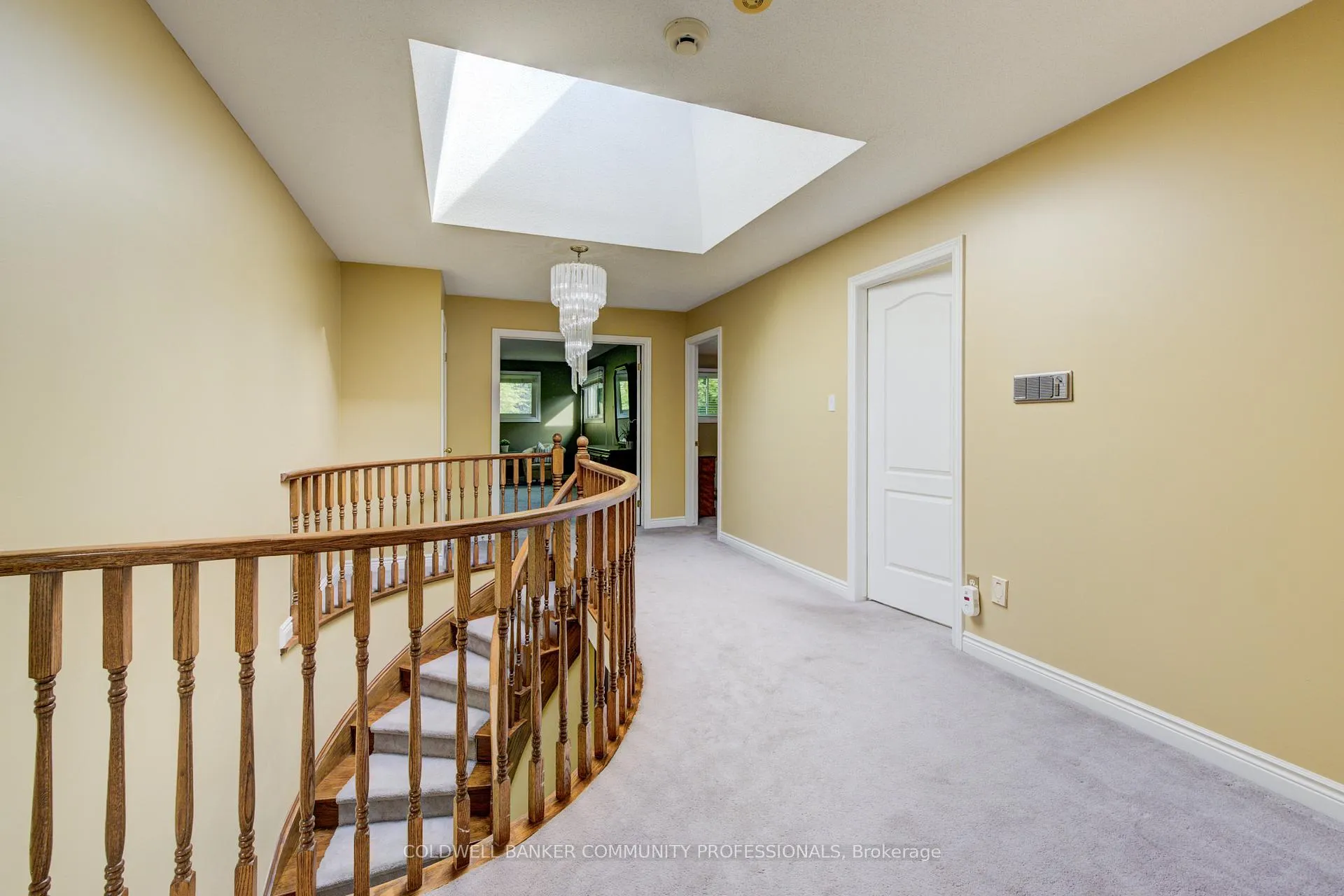 Photo 25 of 466 Dicenzo Drive, Hamilton, Ryckmans — HOMEH