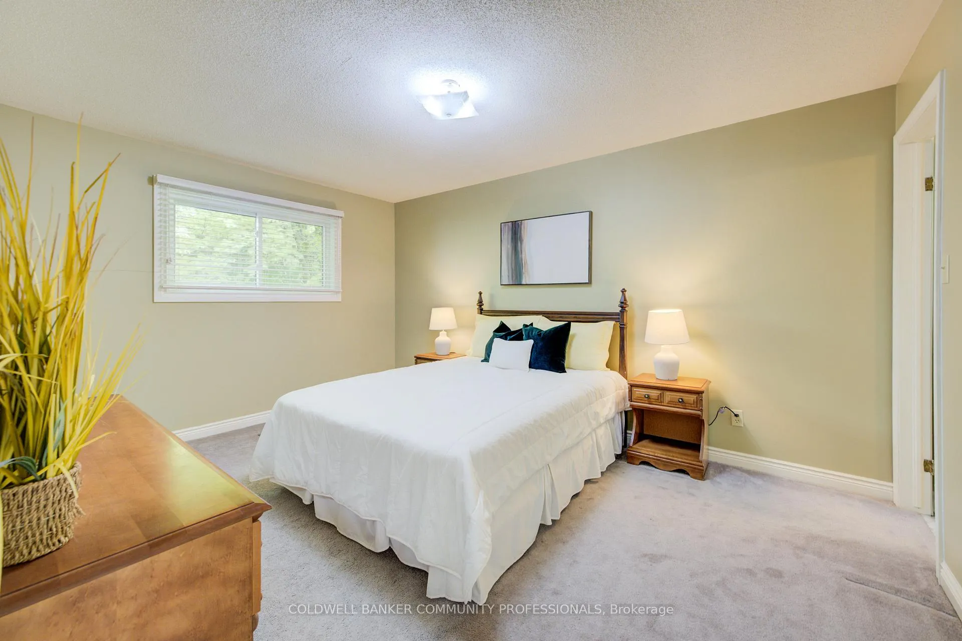 Photo 34 of 466 Dicenzo Drive, Hamilton, Ryckmans — HOMEH