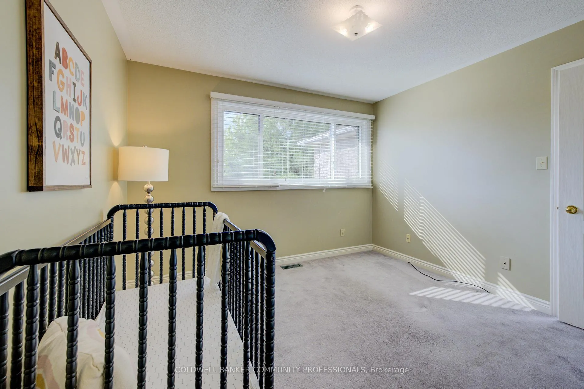 Photo 37 of 466 Dicenzo Drive, Hamilton, Ryckmans — HOMEH