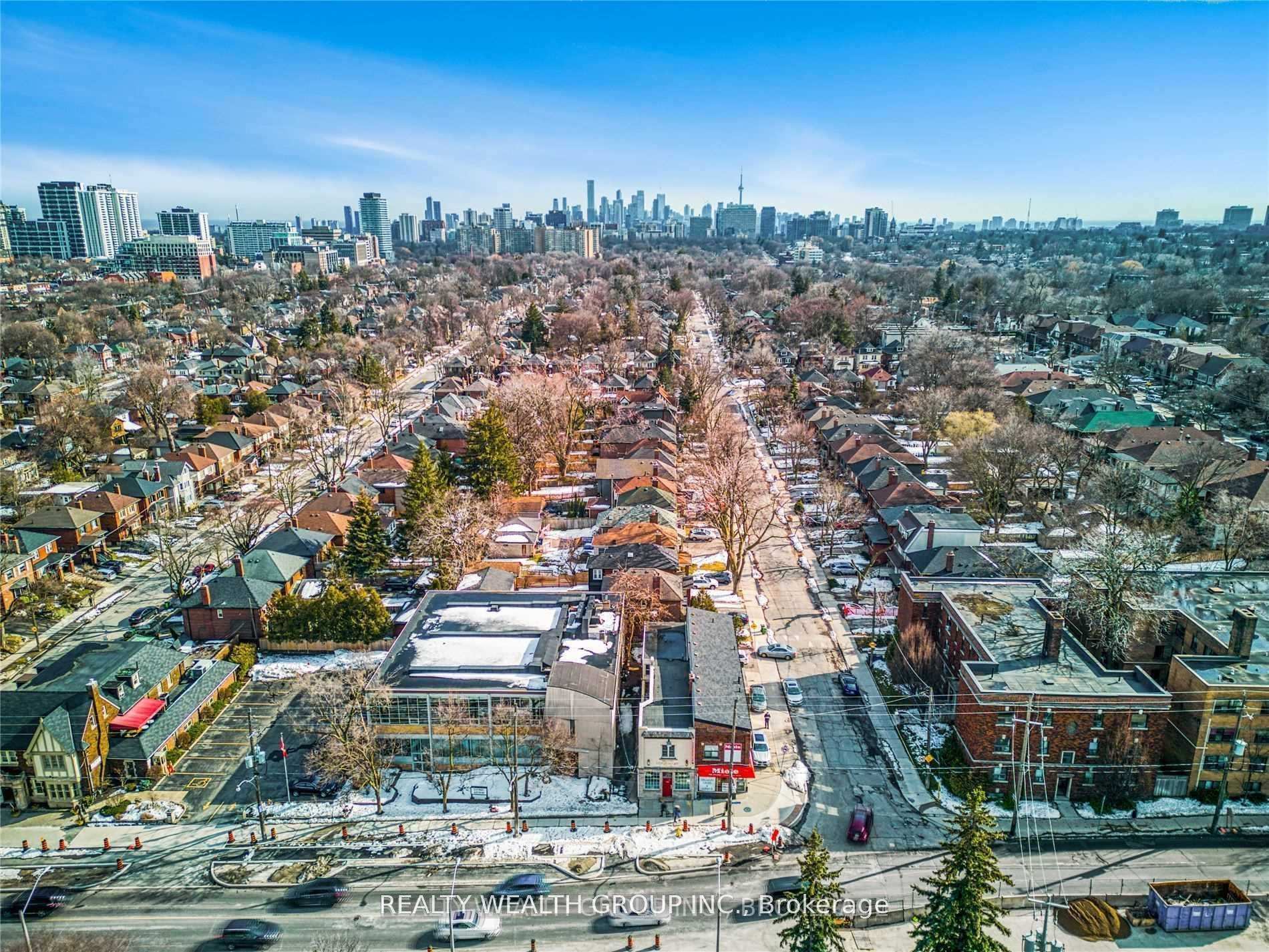 Photo 10 of Unit Unit B, 185 Eglinton Avenue, Toronto, Yonge-Eglinton — HOMEH