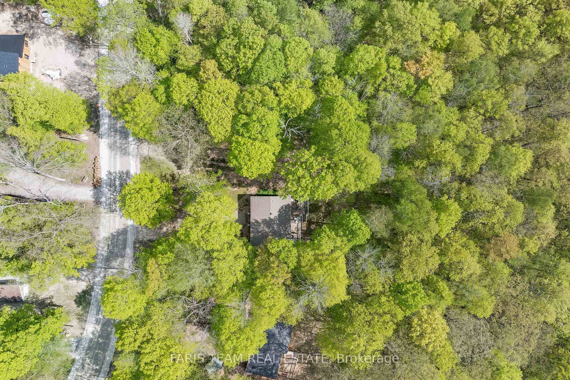 Photo 32 of 104 Silver Birch Drive, Tiny, Rural Tiny — HOMEH