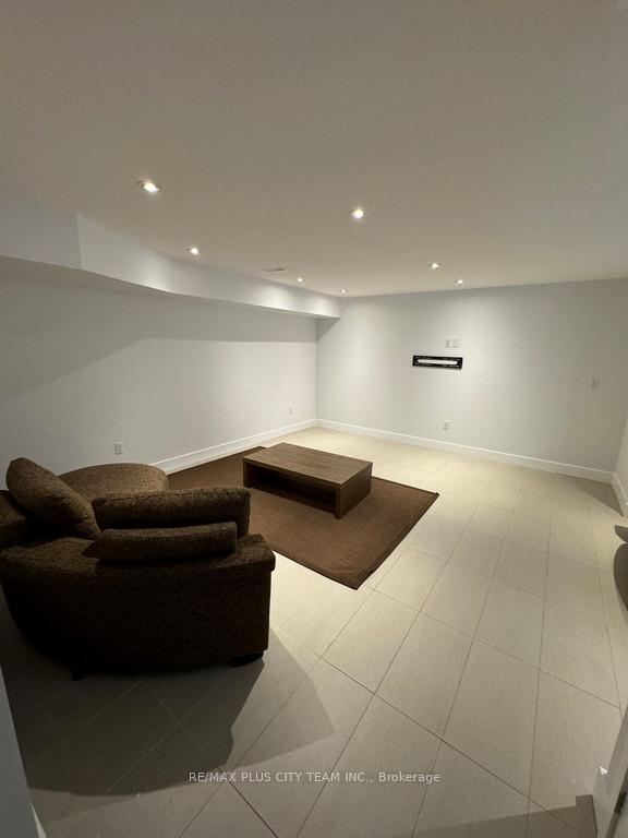 Photo 10 of 83 O'connor Drive, Toronto, Broadview North — HOMEH